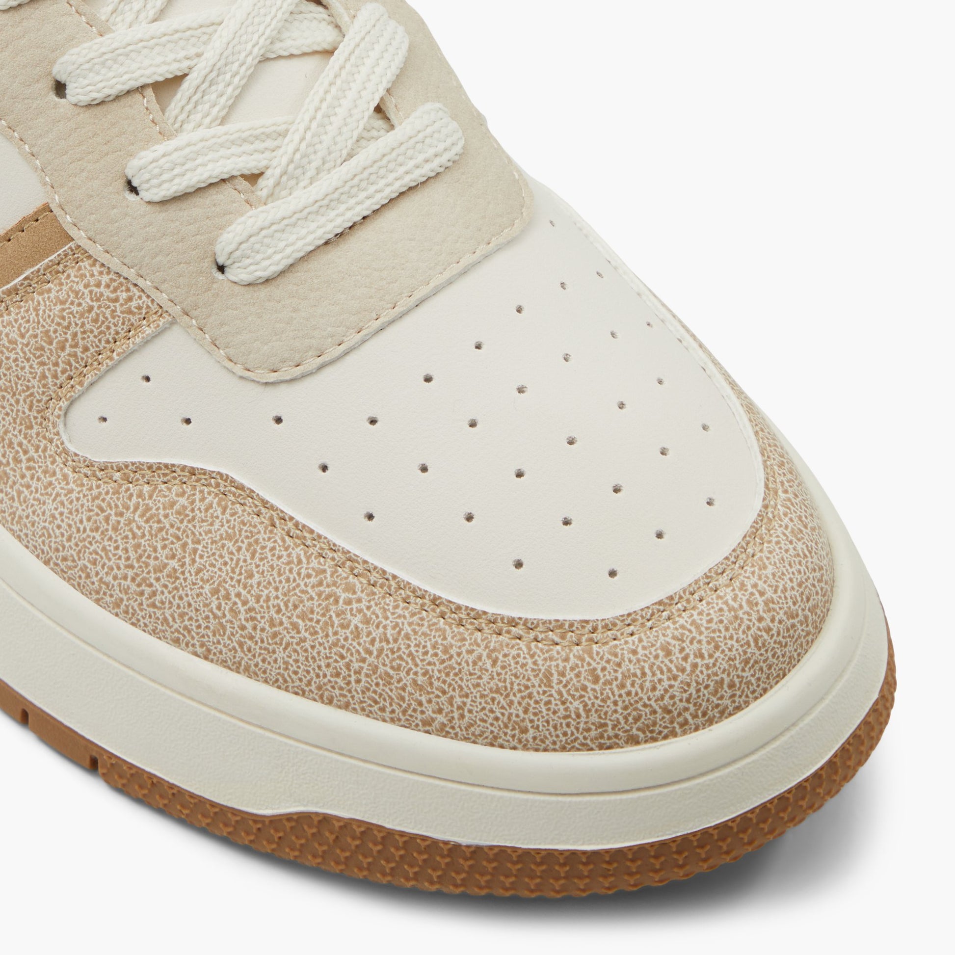 Close-up of the Beige Freshh_h Low top sneakers