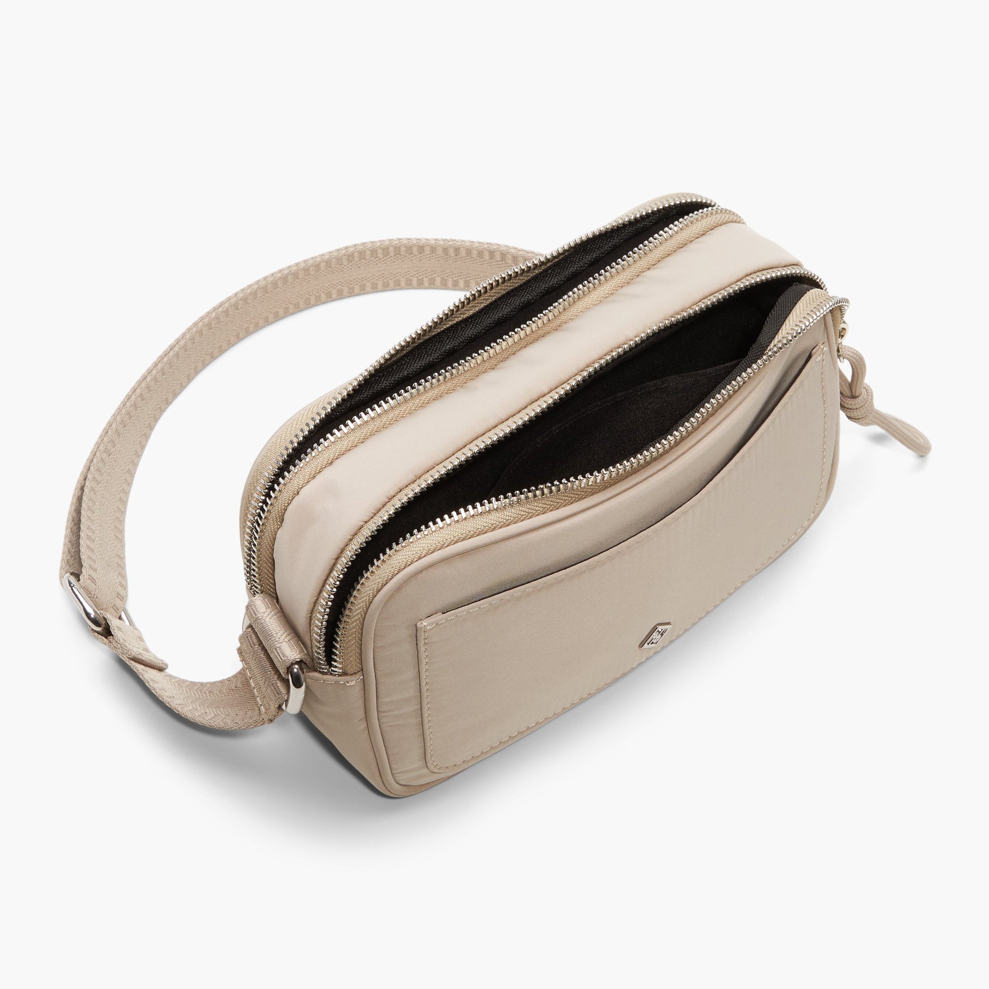 Test FR:Product media for Josilyn
