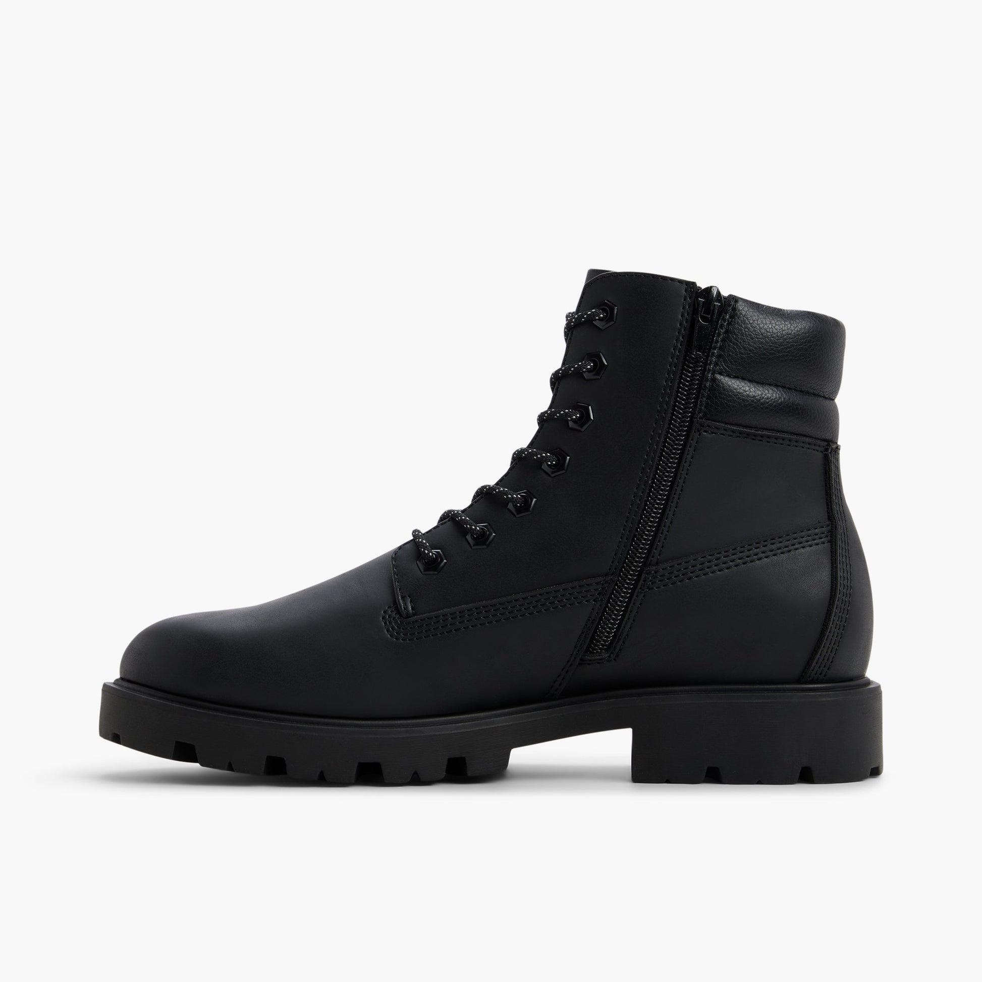 Side view of Black Berk