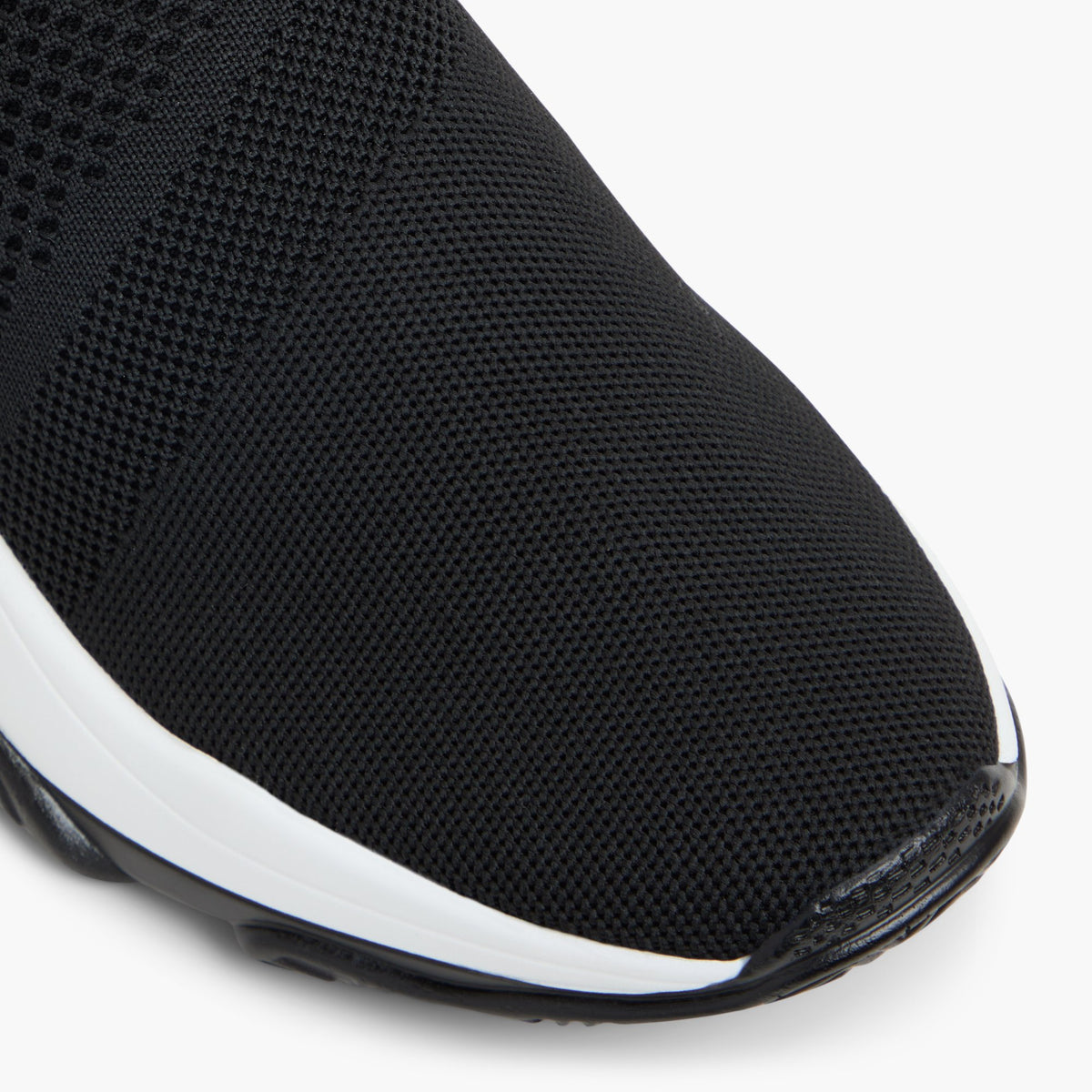 Close-up of the Black Flexx Chunky sneakers