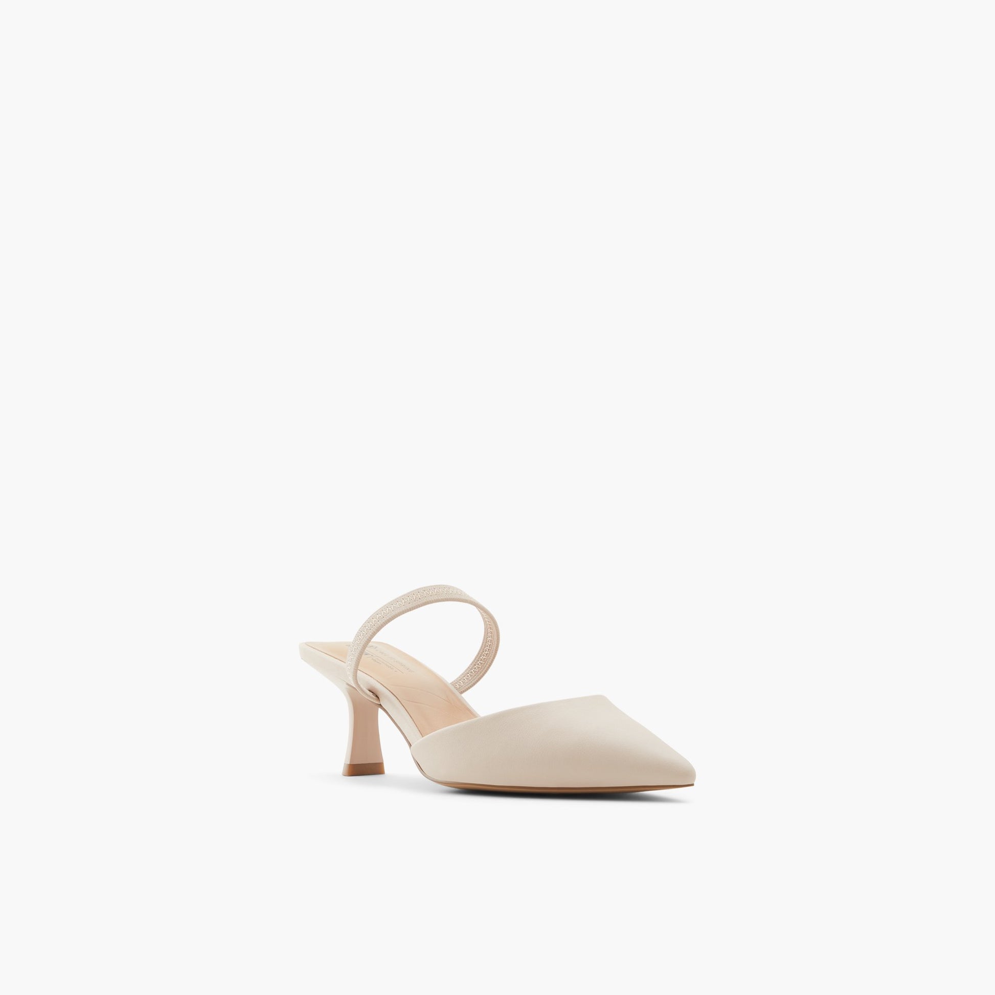 Three-quarter angle of Bone Zaydan Heels's front side