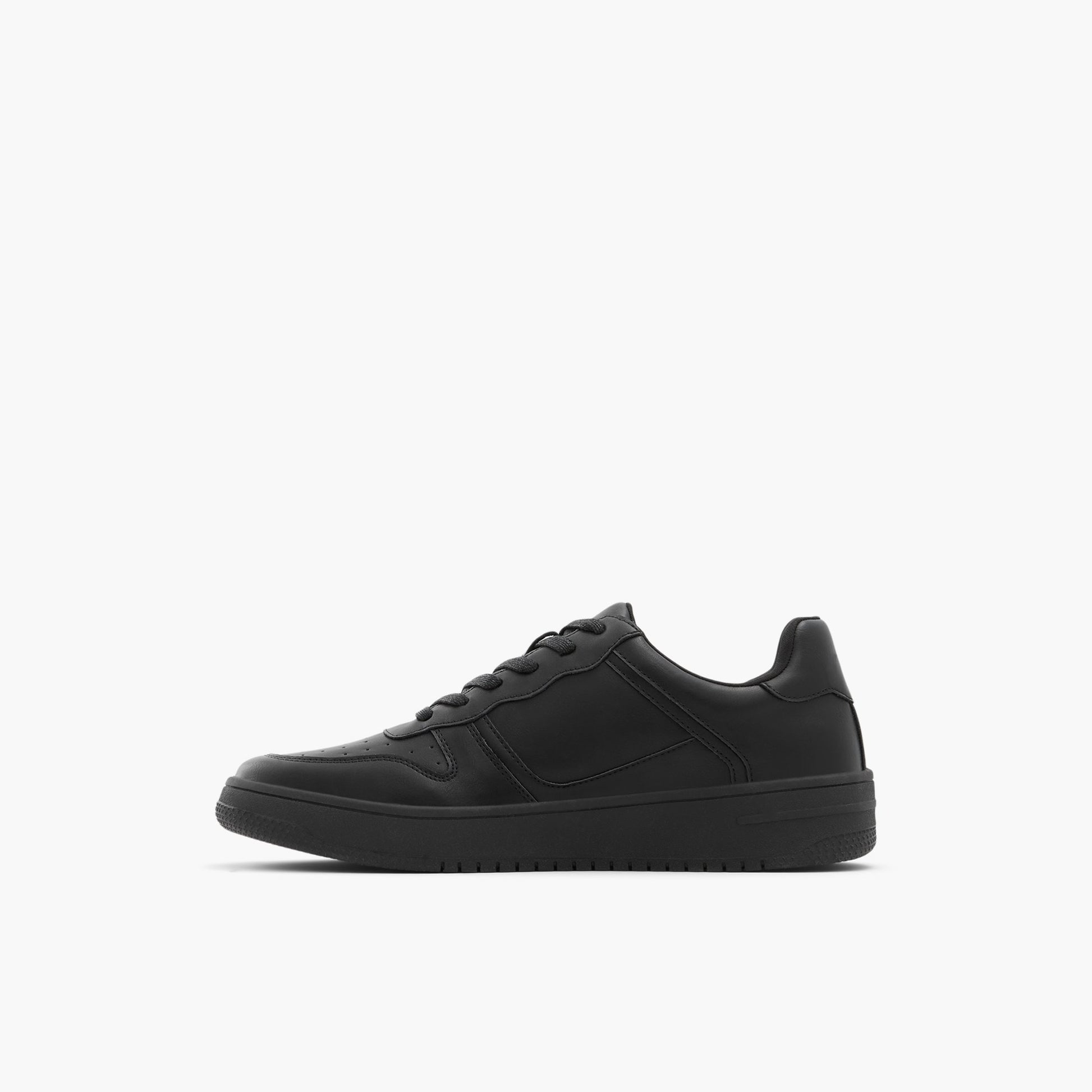Test FR:Side view of Noir Freshh_h Sneakers bas