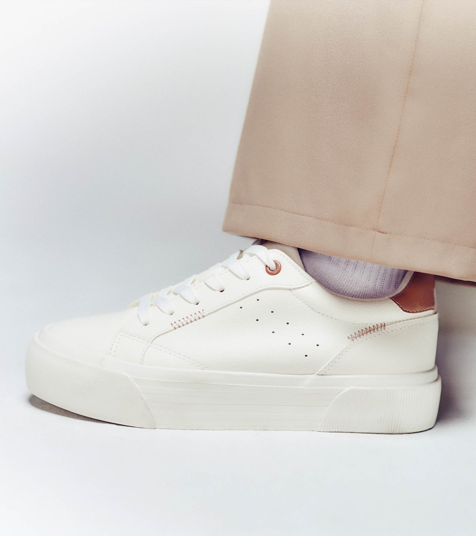 Test FR:Product media for Feeona