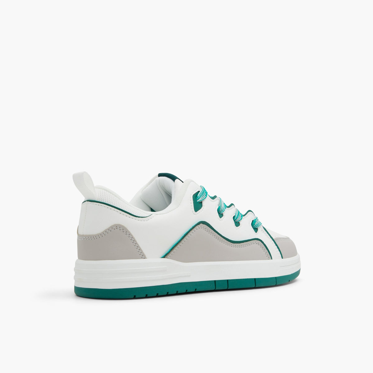 Angle de trois quarts de l'arrière de Vert Orione Sneakers bas