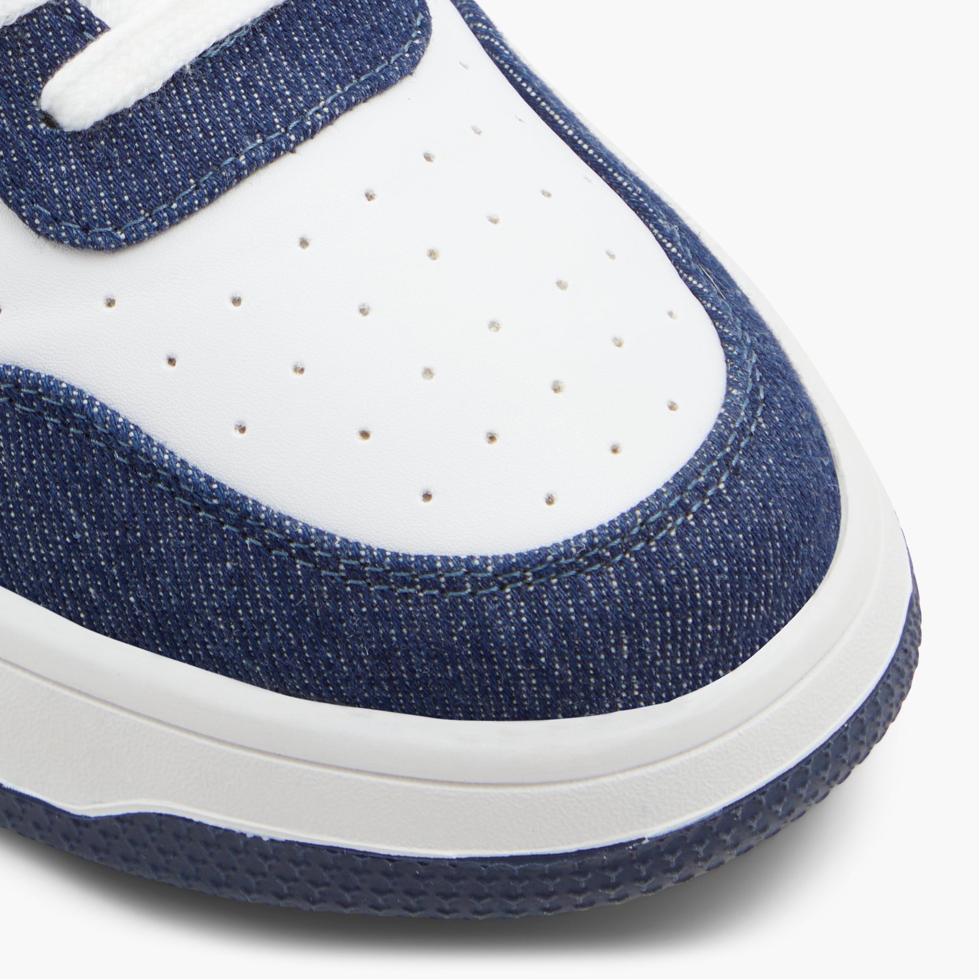 Close-up of the Other navy Freshh_h Low top sneakers