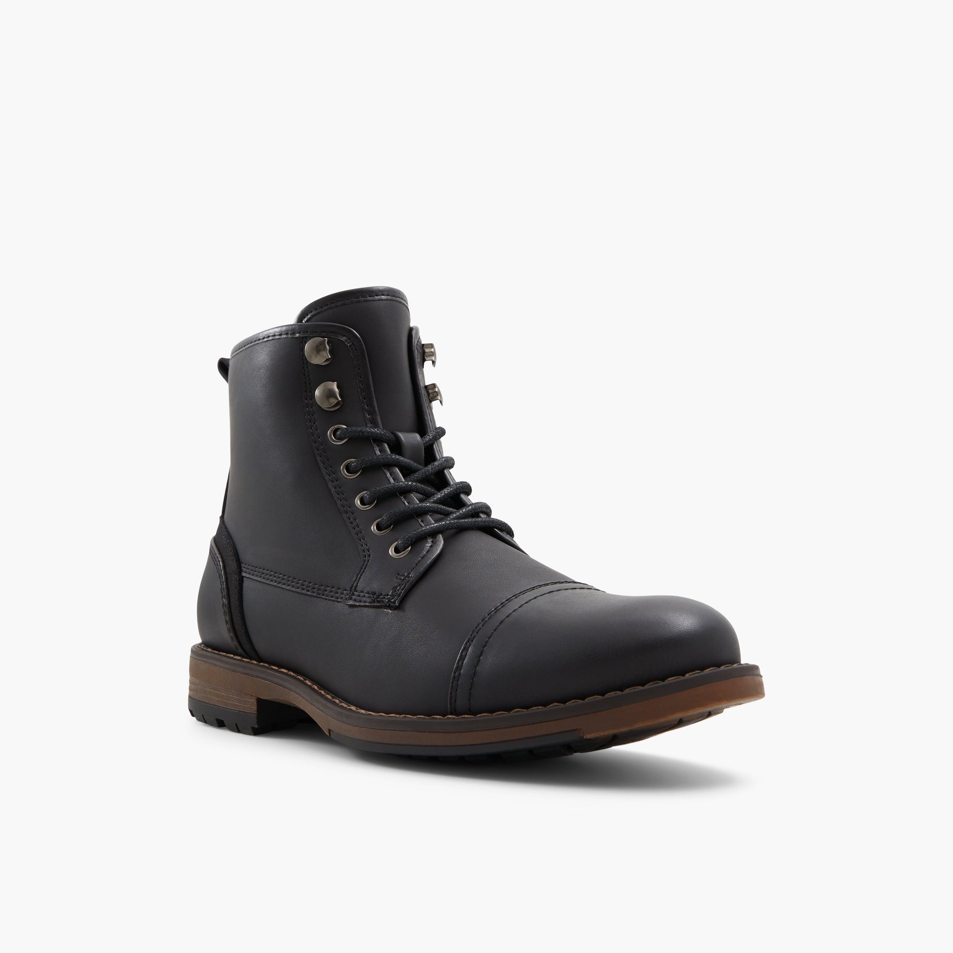 Test FR:Three-quarter angle of Autre Noir Donovann 's front side