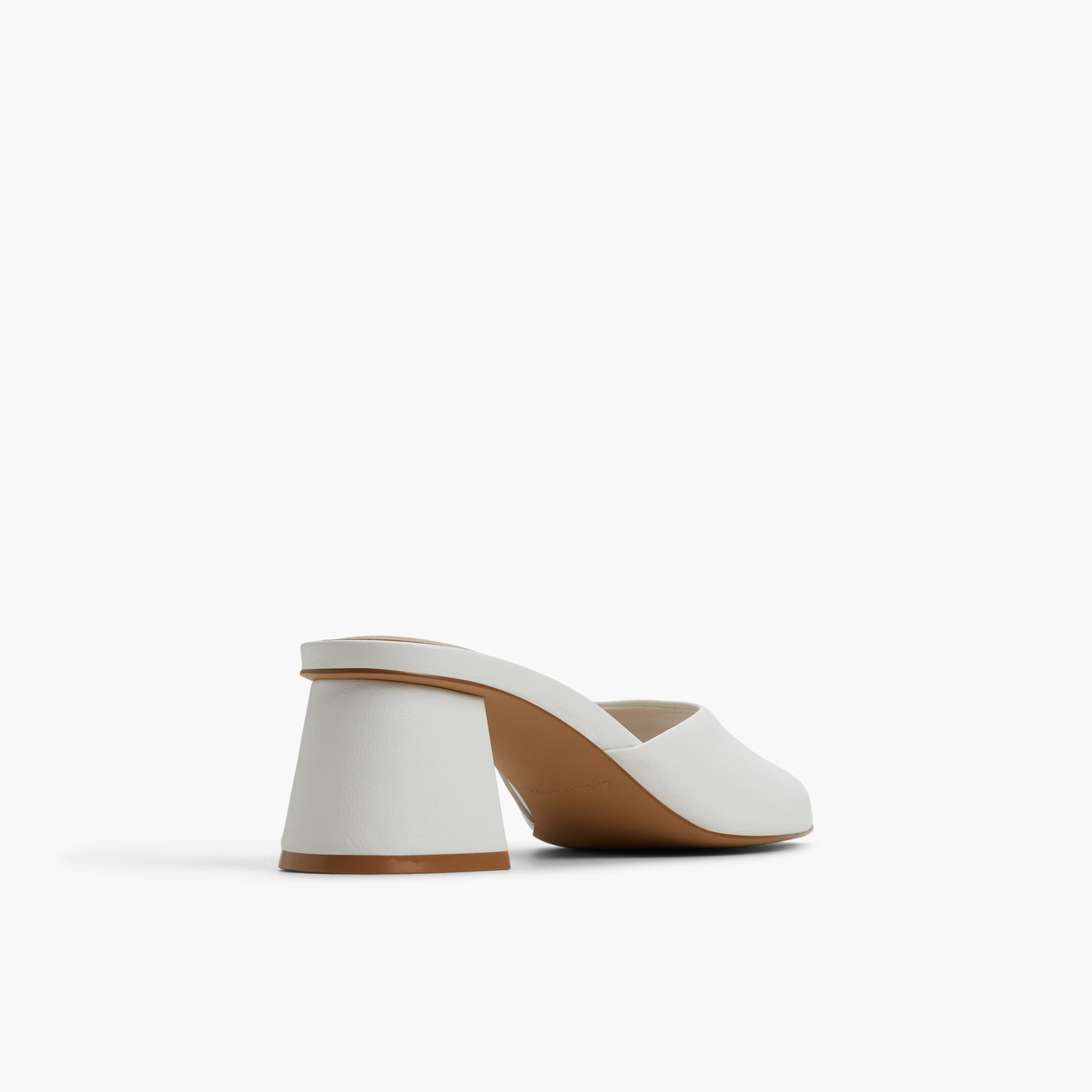 Test FR:Three-quarter angle of Glace Lanaa Sandales mules à talon bloc's back side