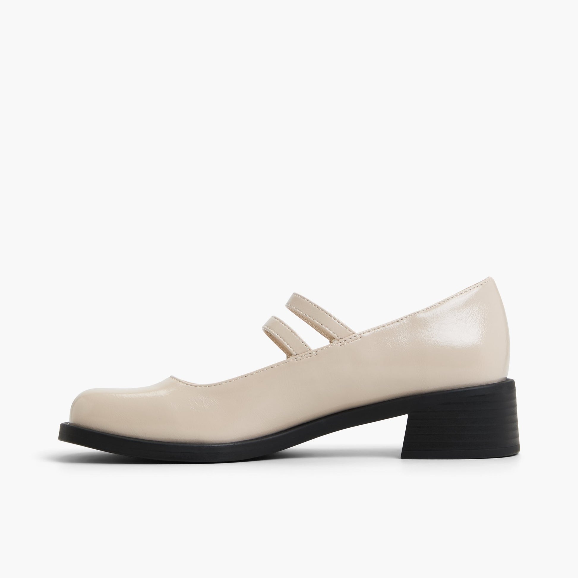 Test FR:Side view of Oss Judie Mary janes