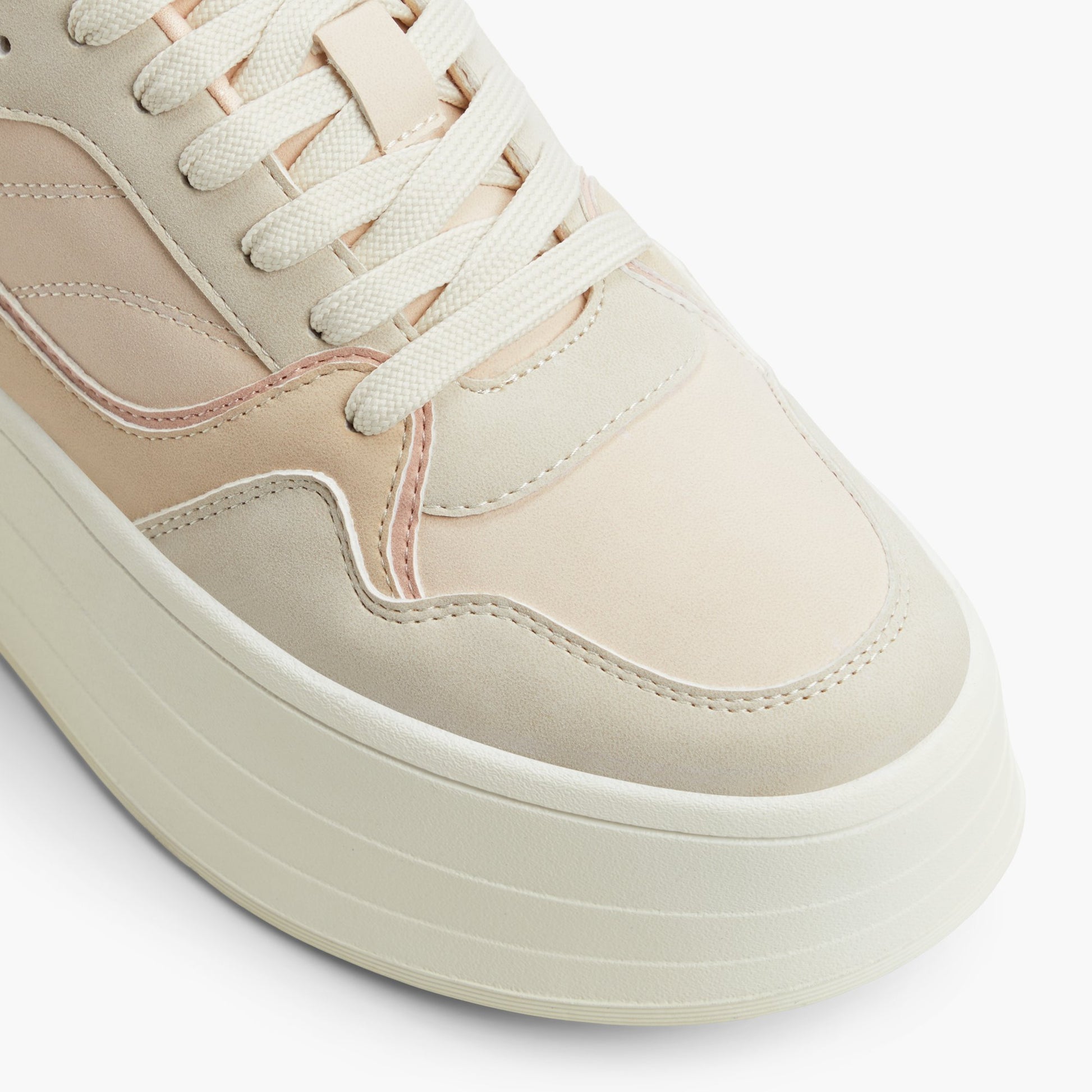 Close-up of the Light Pink Eviie