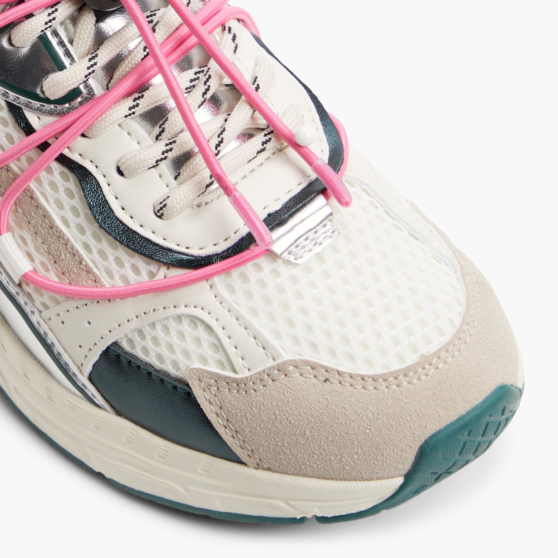 Close-up of the Bright Multi Cielia Low-Top Sneakers
