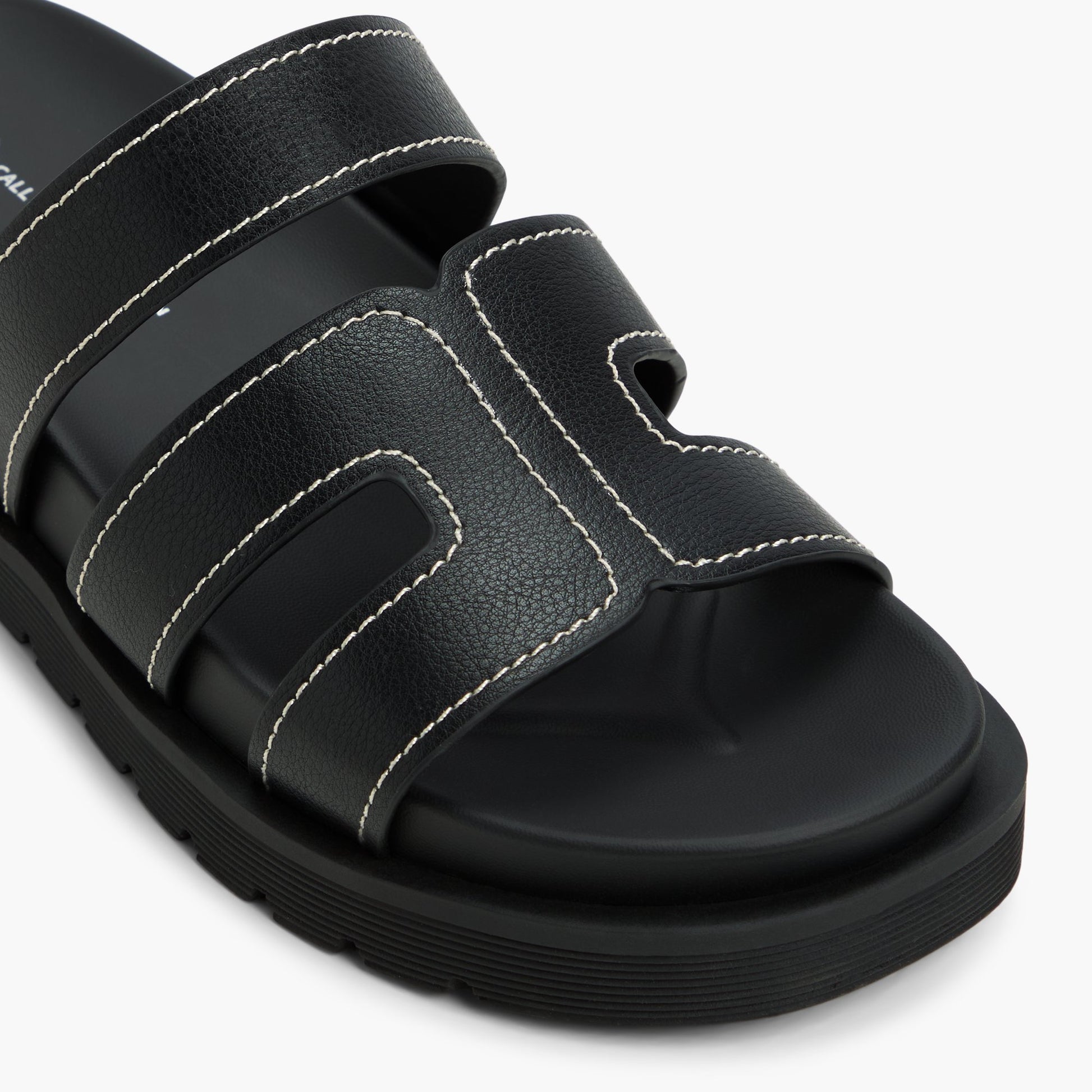 Close-up of the Black Casablancaaa