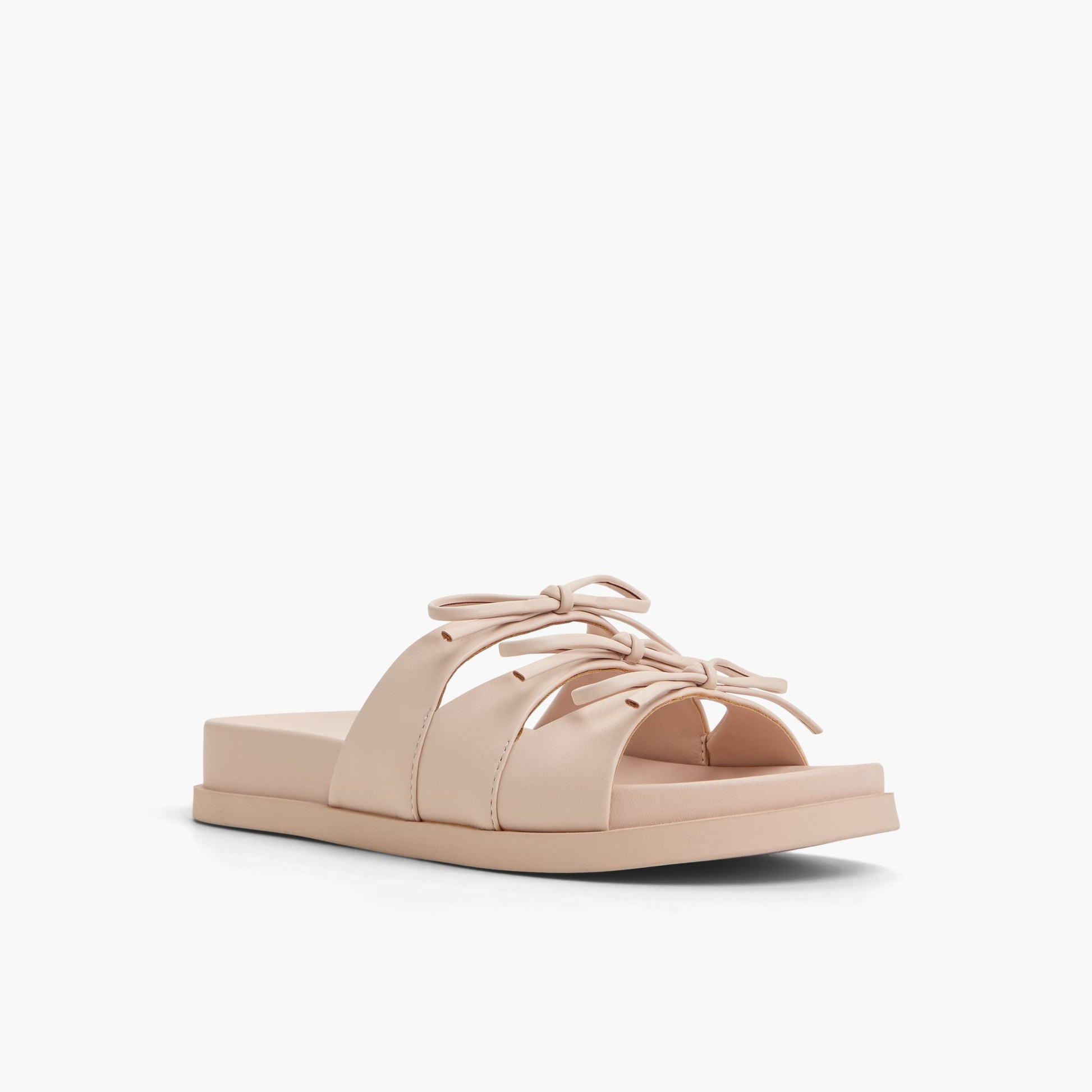 Three-quarter angle of Light Pink Sofiarose 's front side