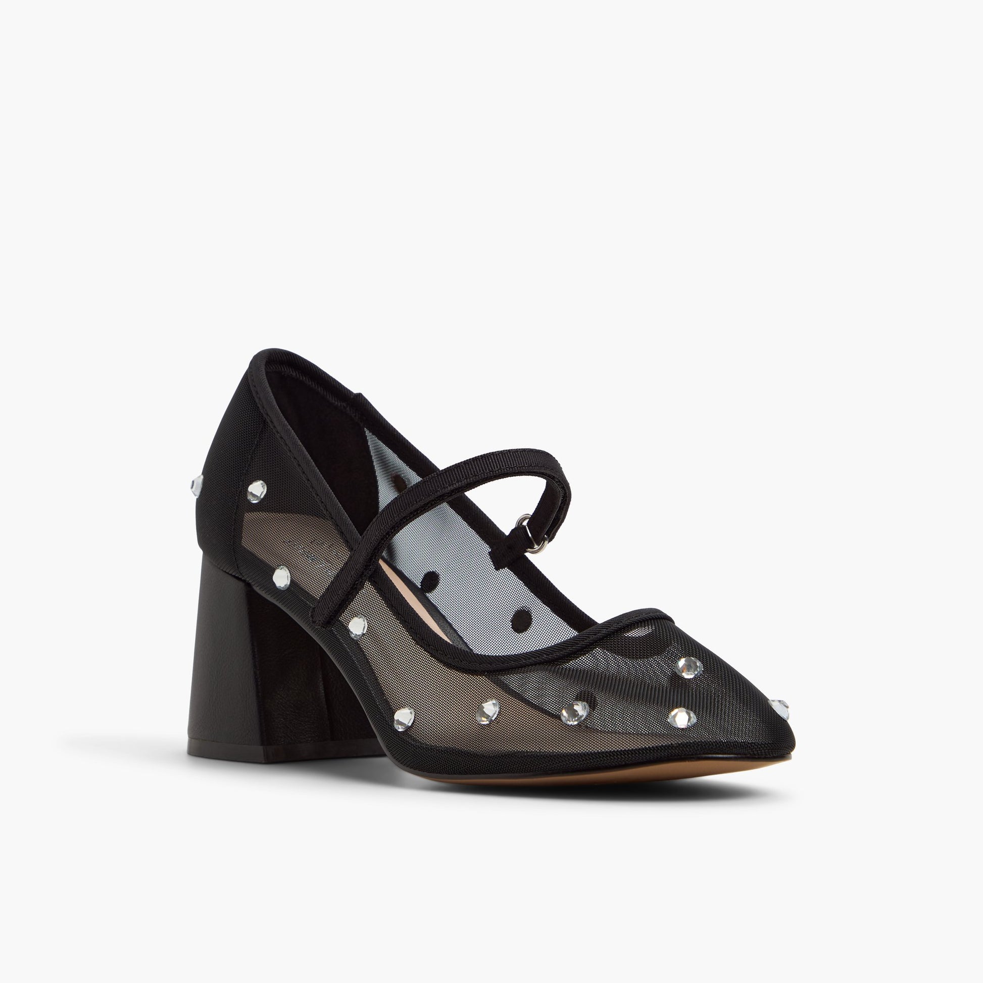 Three-quarter angle of Black Emmiee 's front side