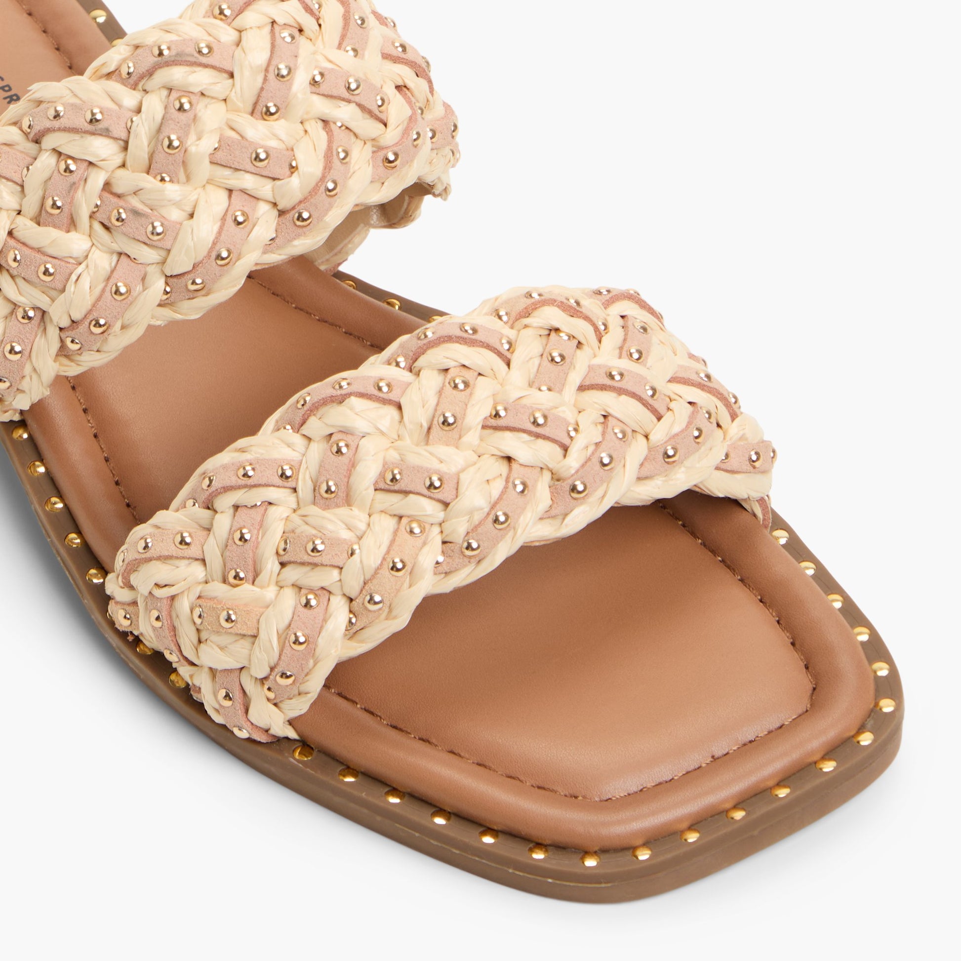 Close-up of the Medium Beige Eloiisa Slides
