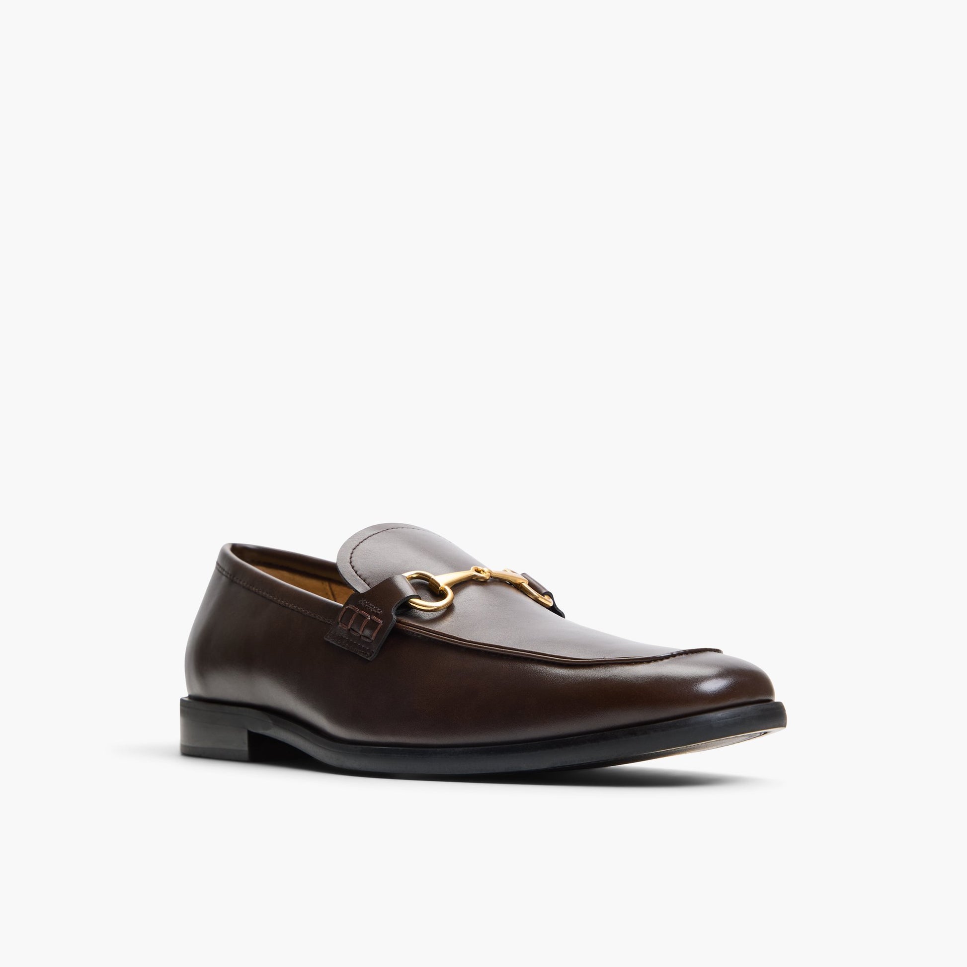 Three-quarter angle of Dark Brown Marner 's front side