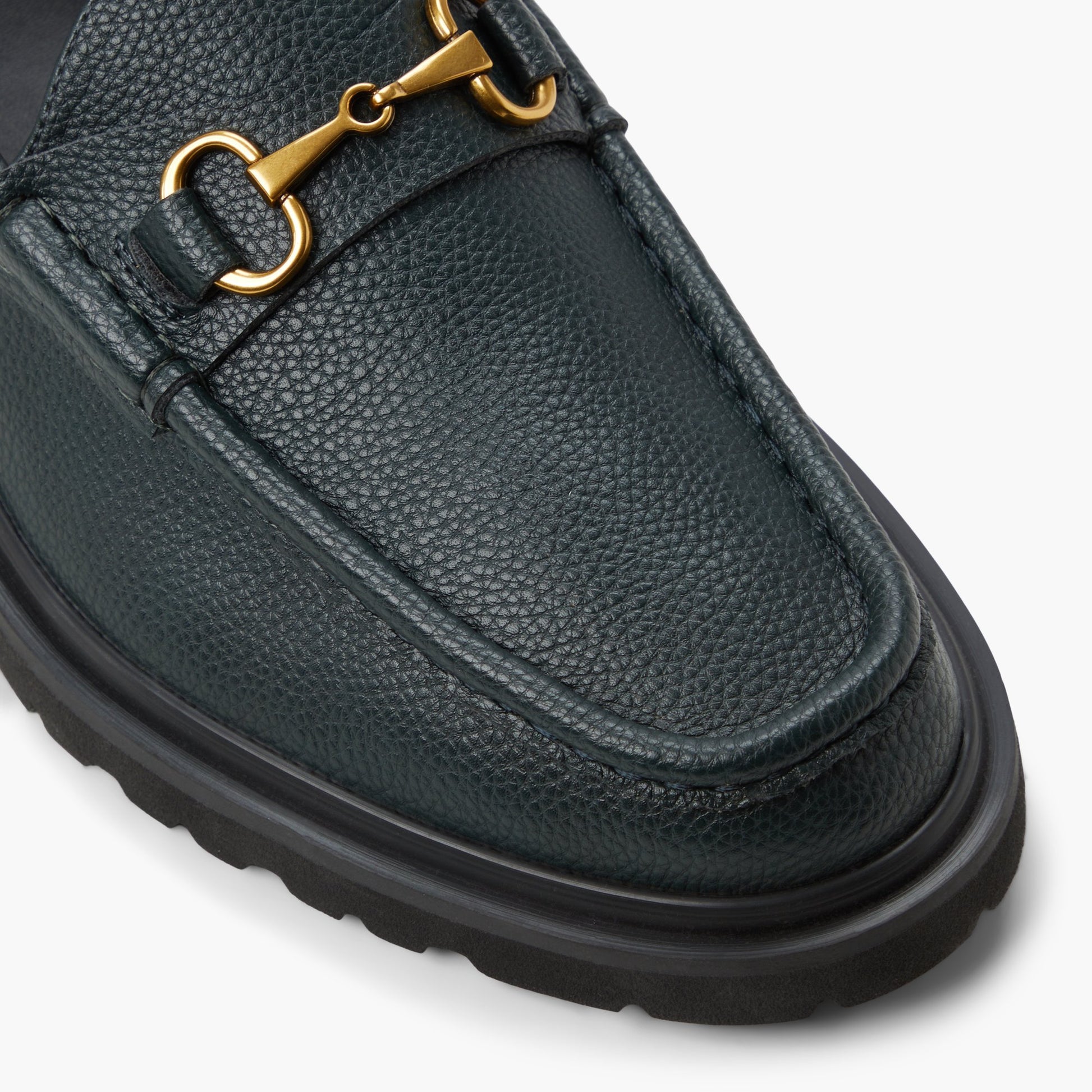 Test FR:Close-up of the Vert Foncé Prynne