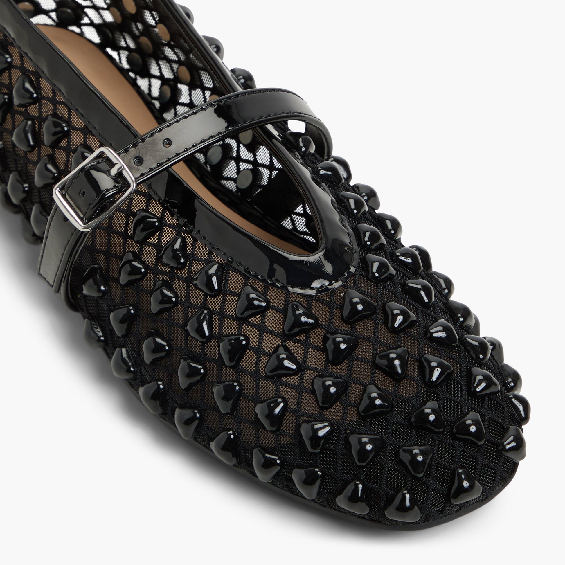 Close-up of the Black Maiya