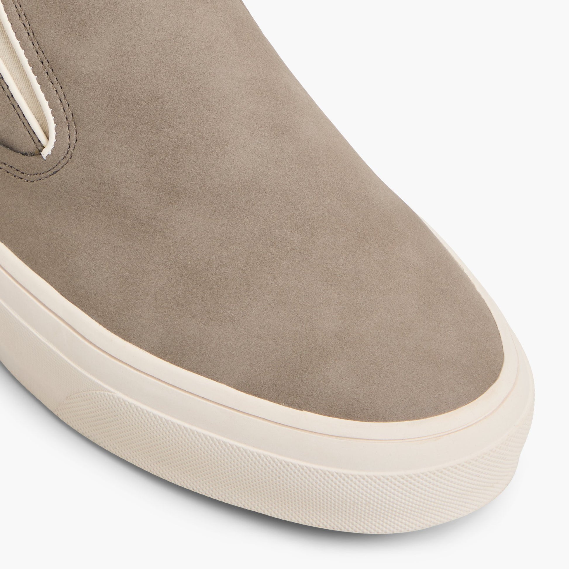 Close-up of the Taupe Carrier