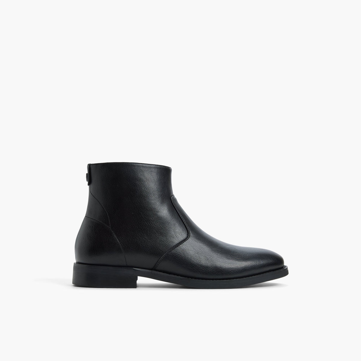 Burnette in black | Call It Spring Canada