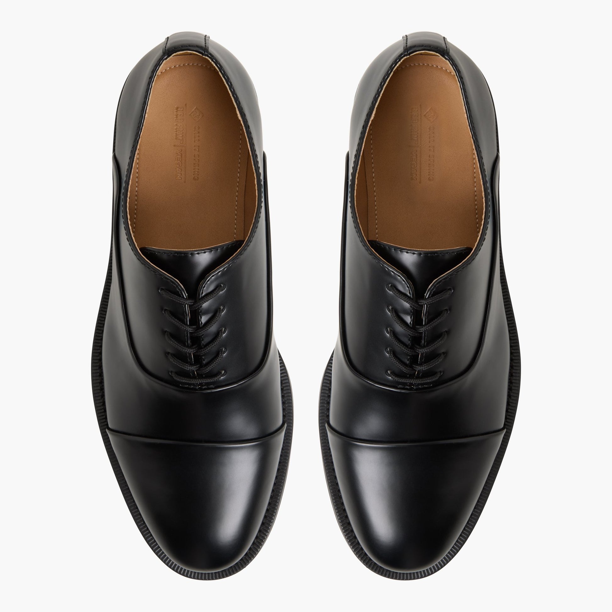 Top-down view of the Black Calloway Oxford Shoes