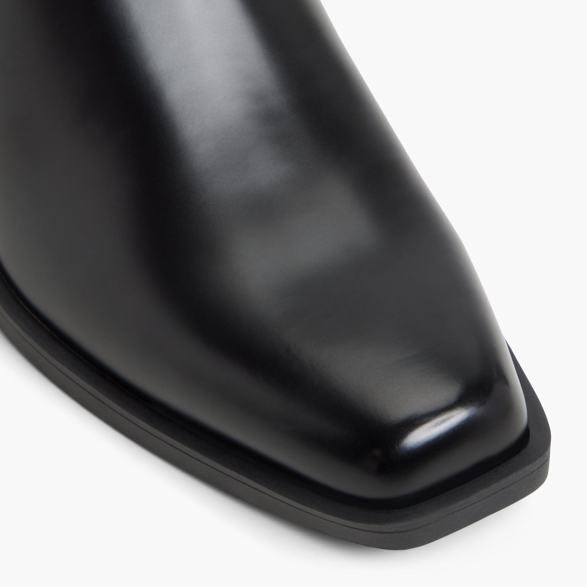 Close-up of the Black Carsson Western Boots
