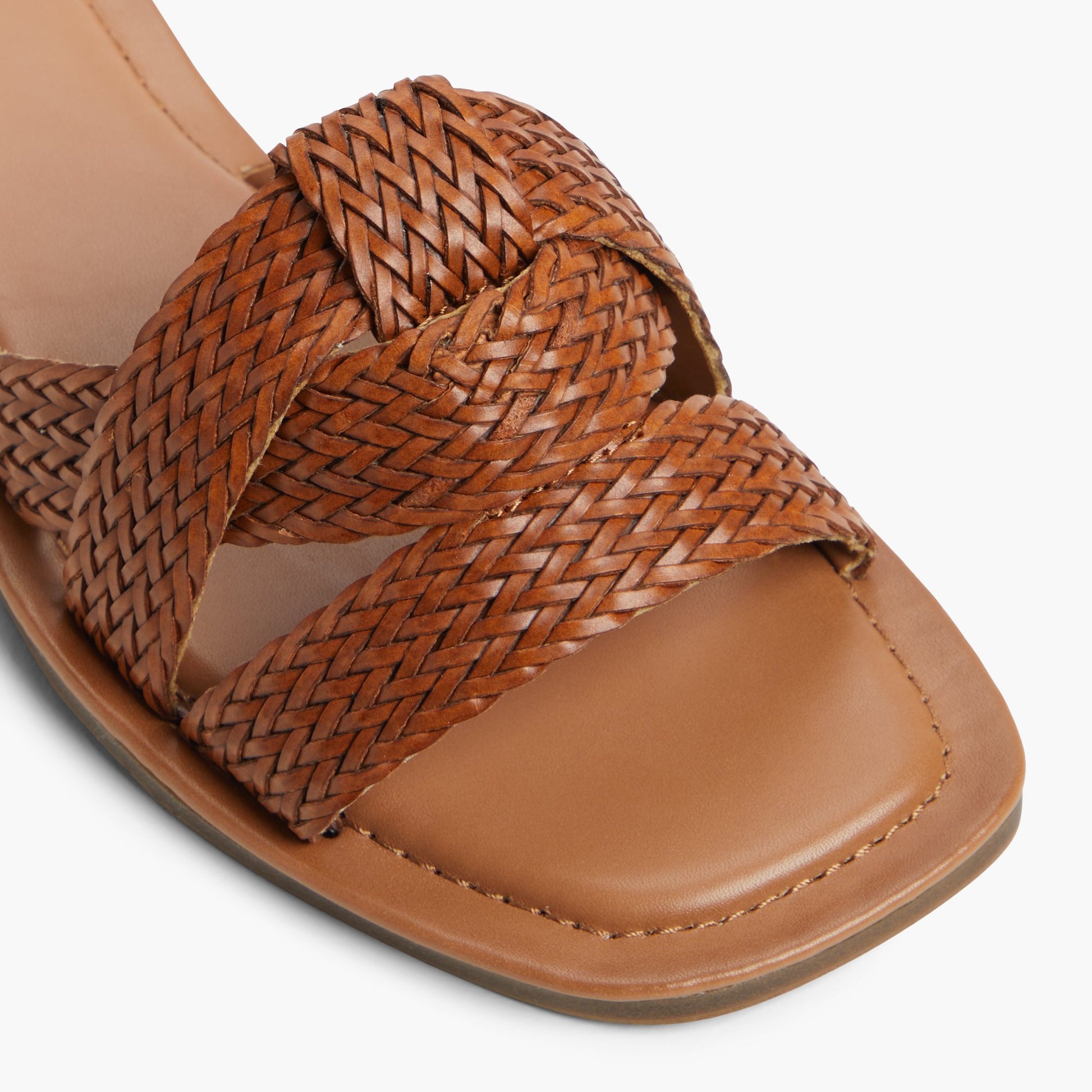 Close-up of the Cognac Paullah Slides