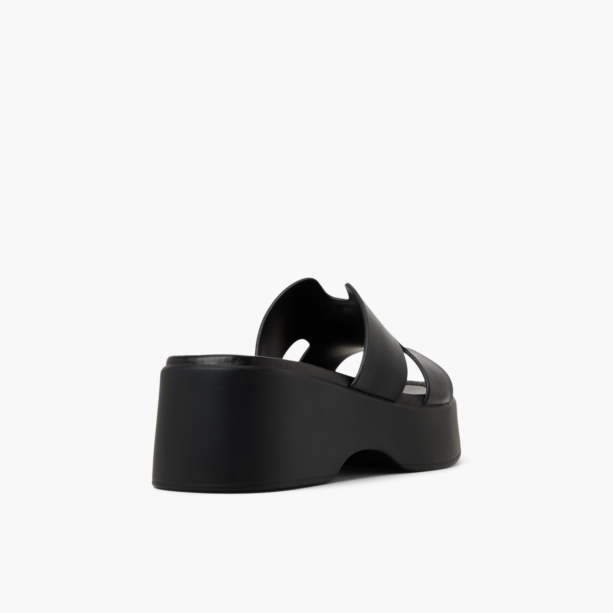 Abilene in black | Call It Spring Canada