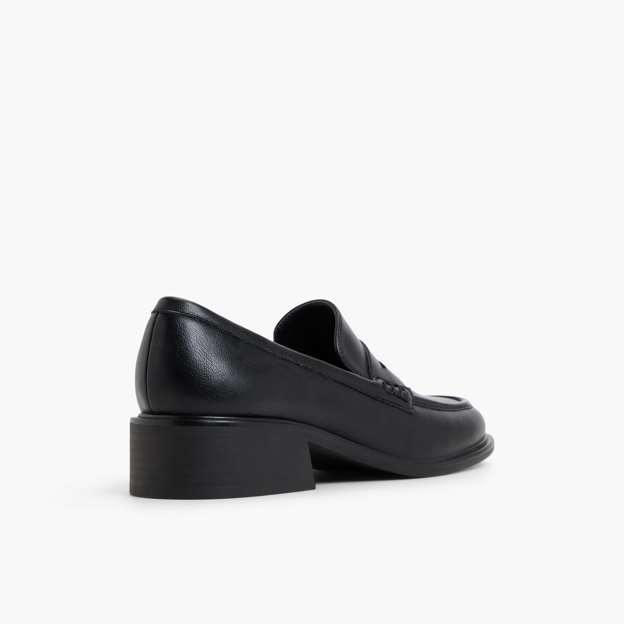 Sloanee in black | Call It Spring Canada