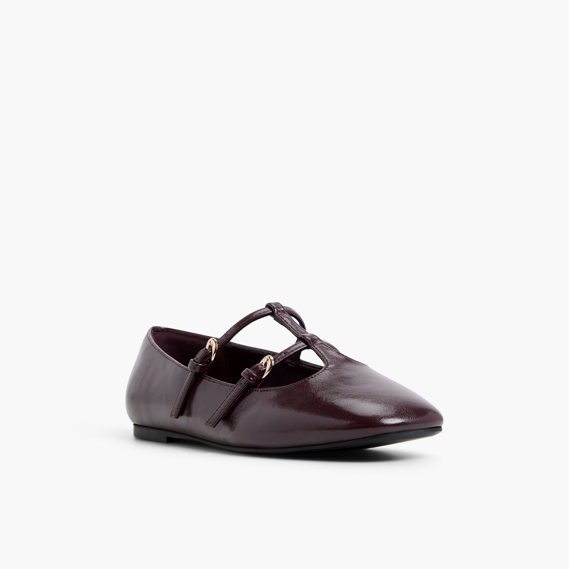 Three-quarter angle of Bordo Eternelle T-bar Ballerinas's front side