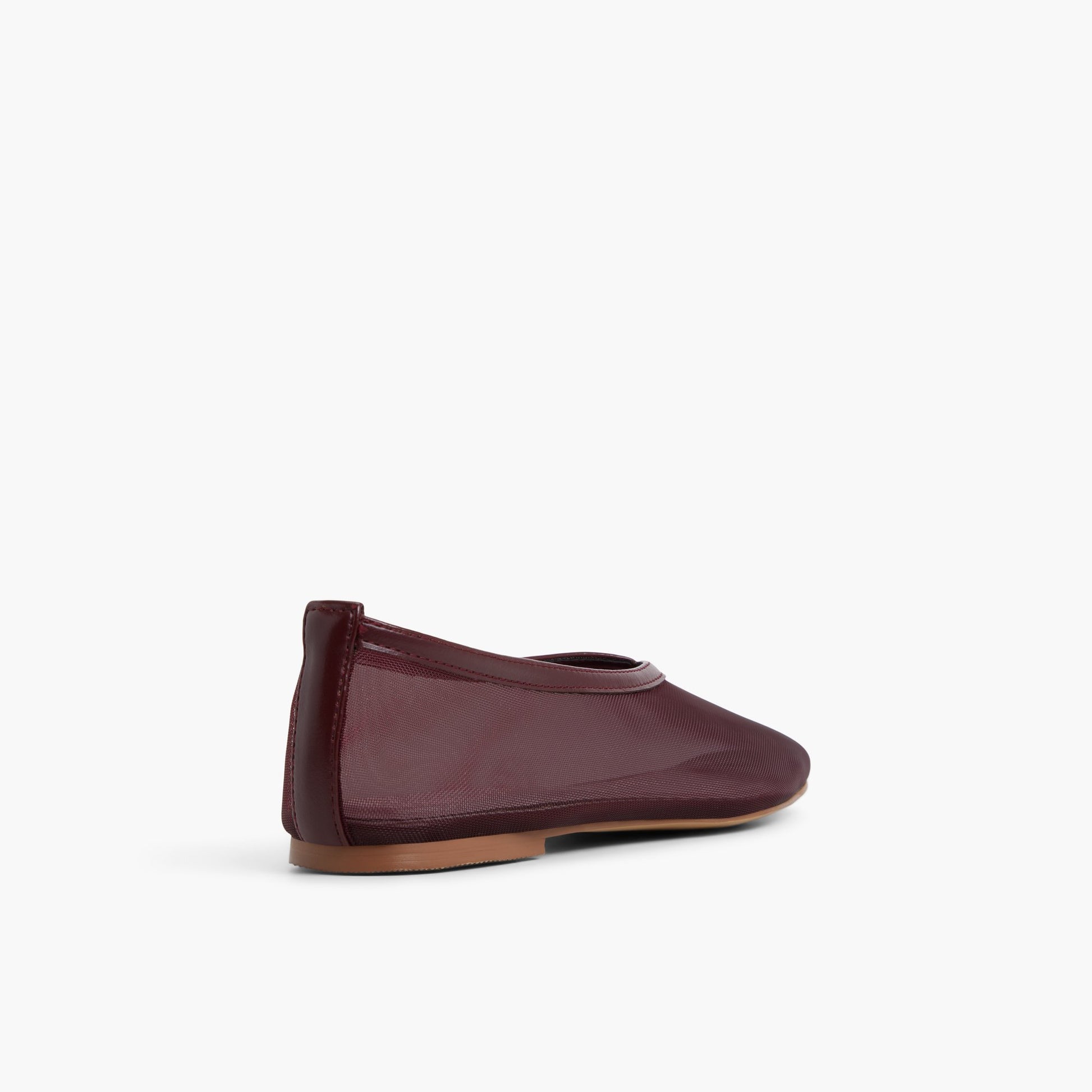 Three-quarter angle of Bordo Eleynora Ballerinas's back side