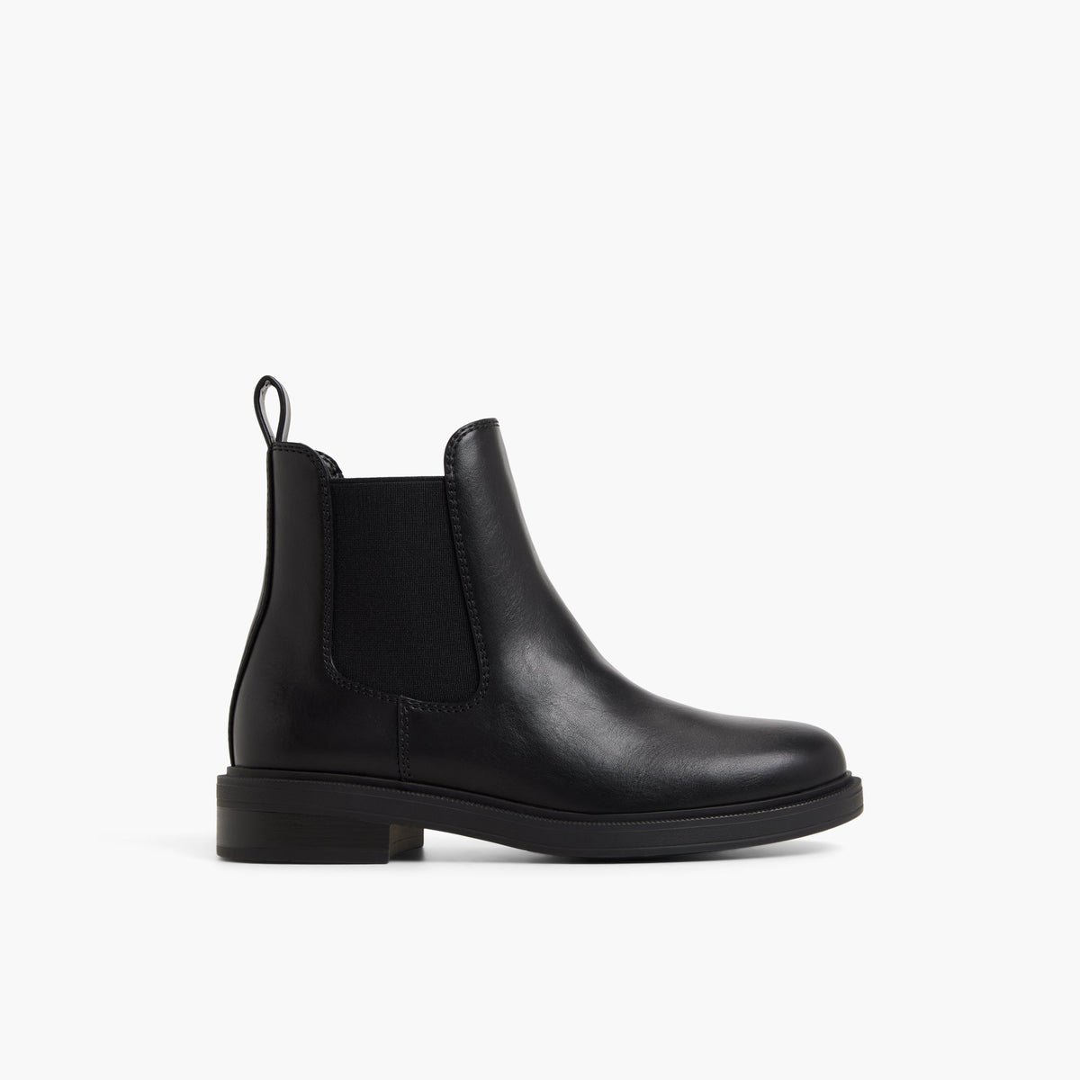 Caiya in black | Call It Spring Canada