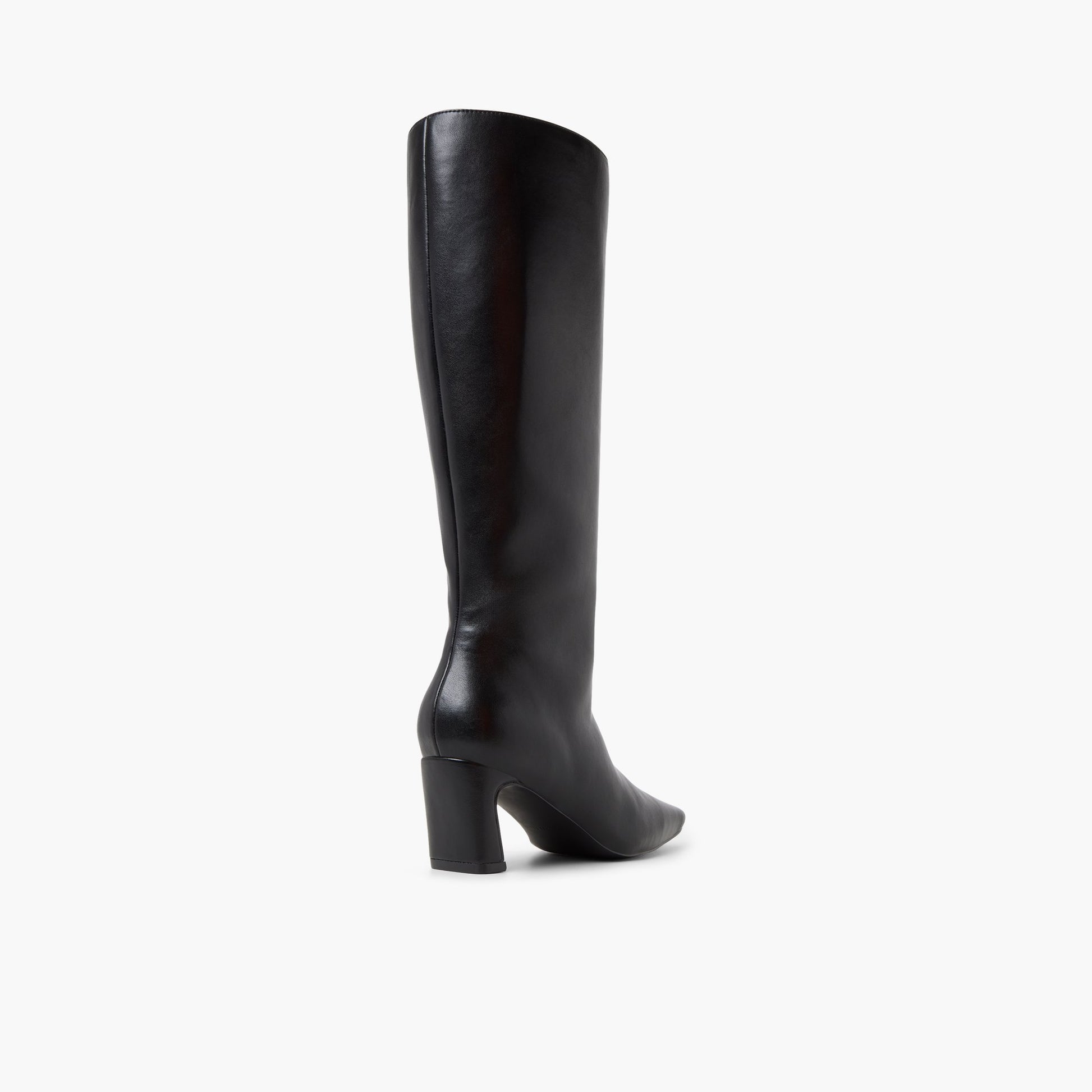 Test FR:Three-quarter angle of Noir Izadoraa Bottes mi-mollet's back side