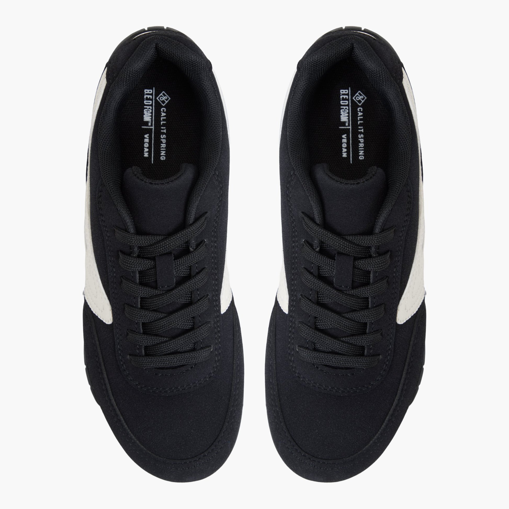 Top-down view of the Black Pantheraa Low-Top Sneakers