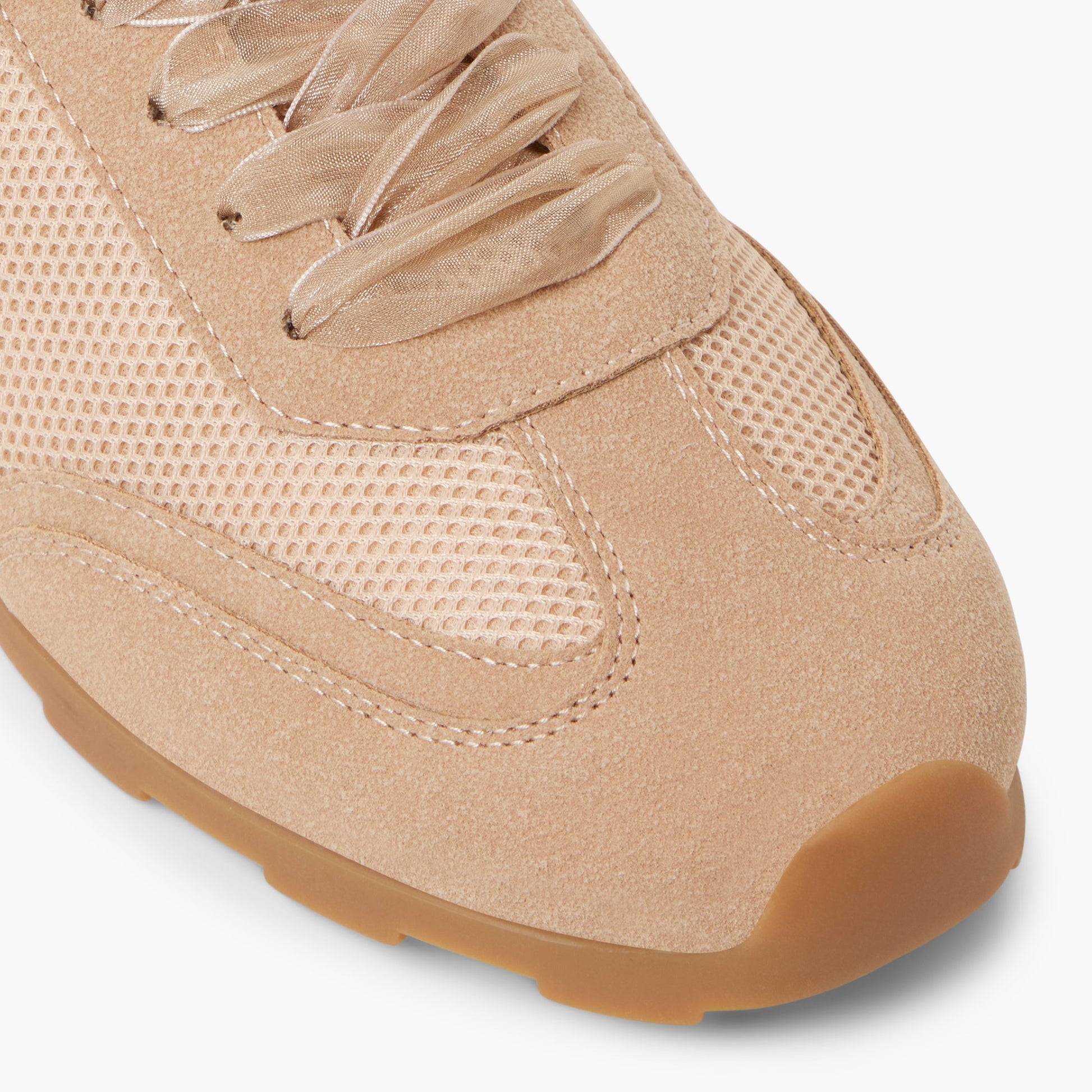 Close-up of the Beige Maevyn Low-Top Sneakers