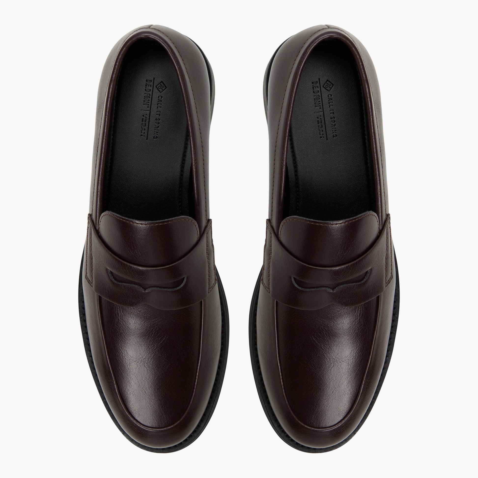 Top-down view of the Bordo Pollard Loafers