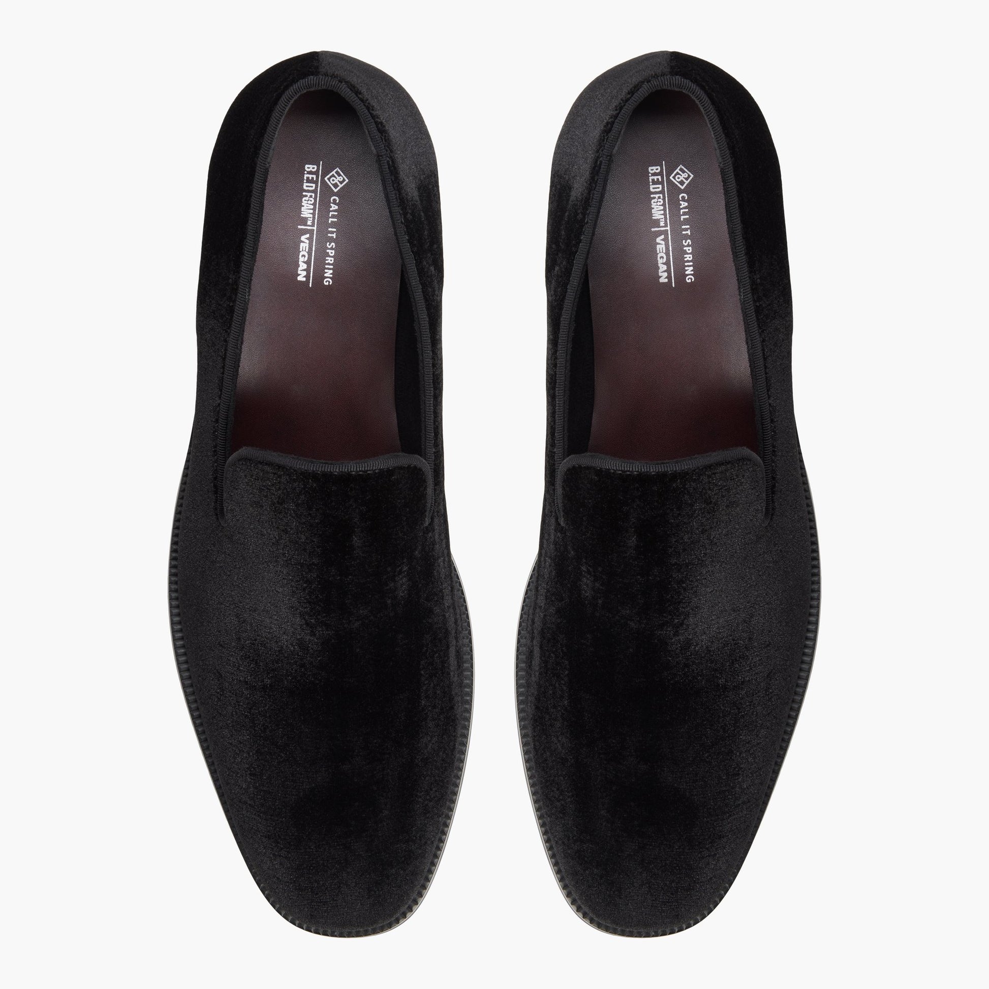 Test FR:Top-down view of the Noir Goetze Flâneurs
