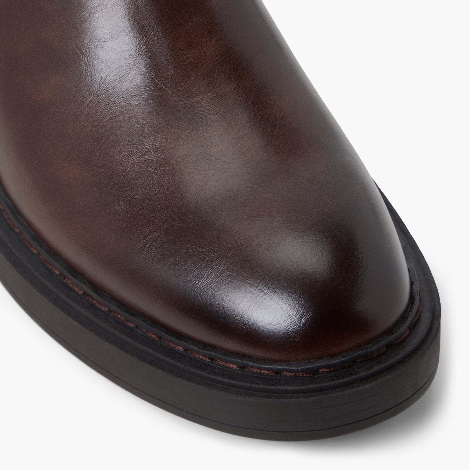 Close-up of the Dark brown Shafer Chelsea Boots