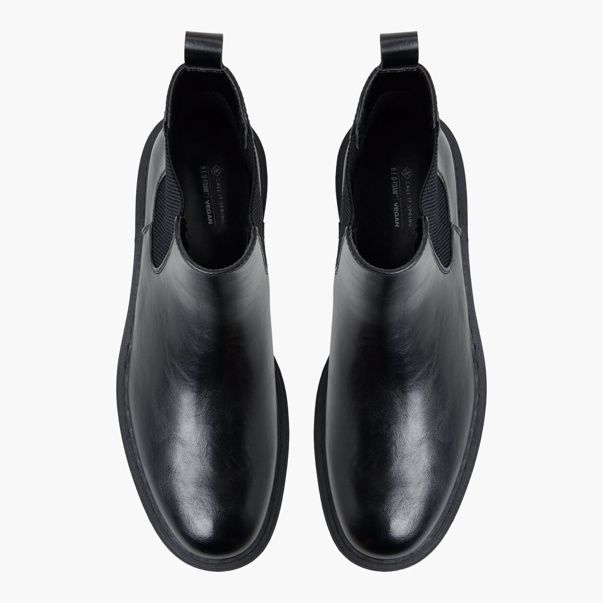 Top-down view of the Black Shafer Chelsea Boots