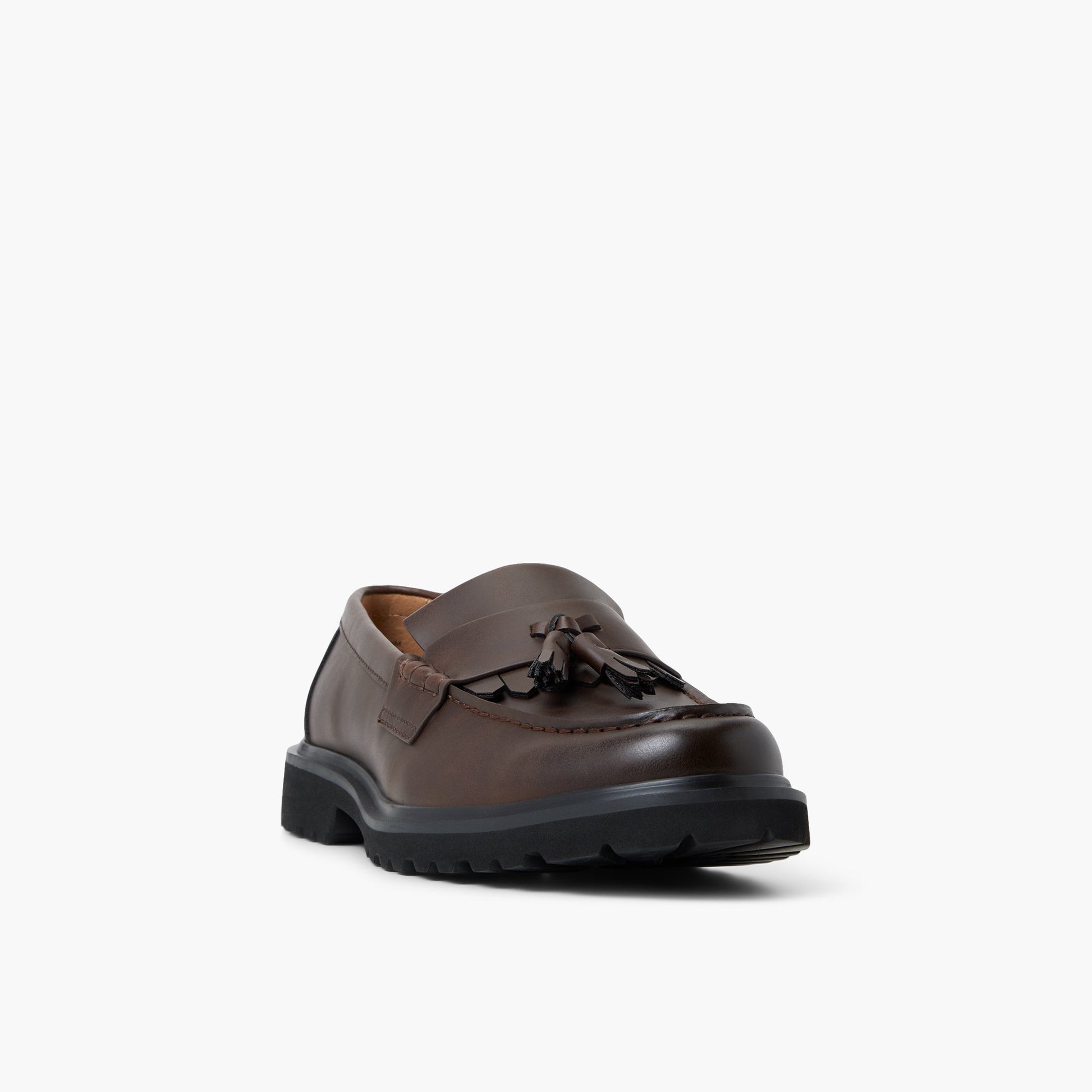 Three-quarter angle of Cognac Mcauley Loafers's front side