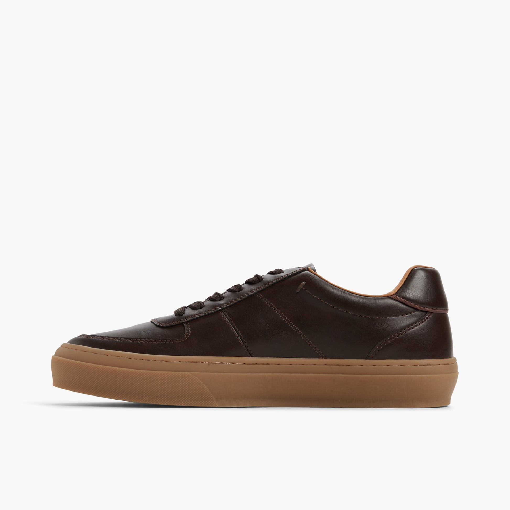 Test FR:Side view of Marron Foncé Regus Chaussures à lacets