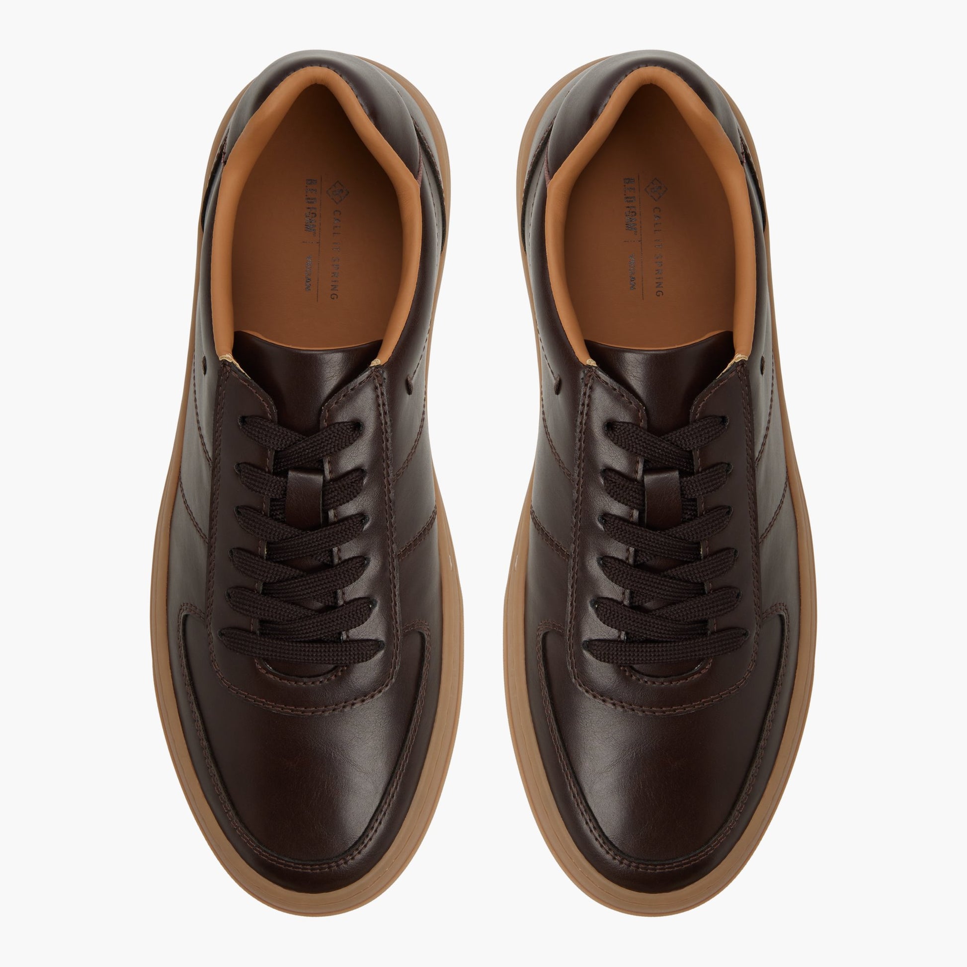 Test FR:Top-down view of the Marron Foncé Regus Chaussures à lacets