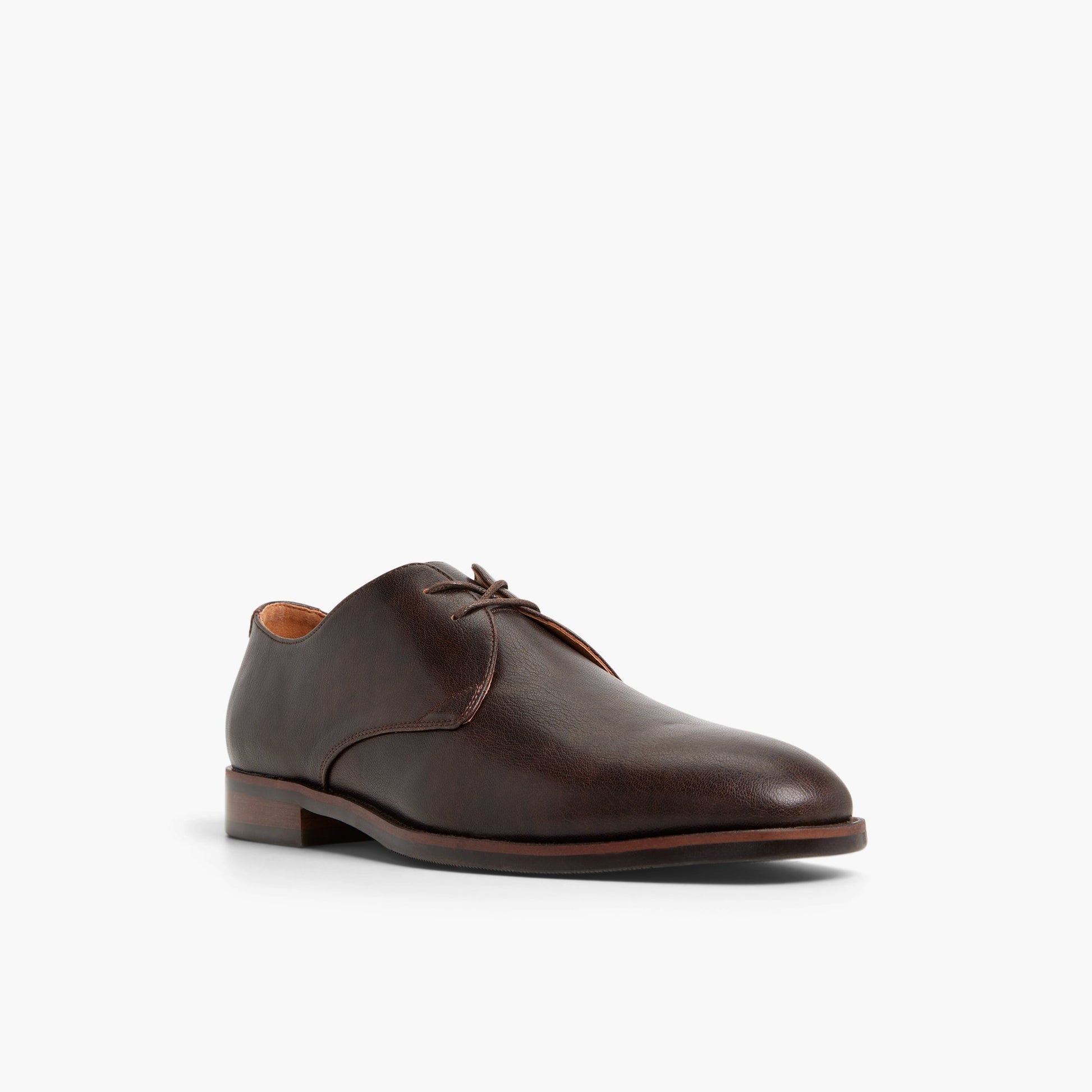 Test FR:Three-quarter angle of Marron Foncé Keslin Chaussures derby's front side