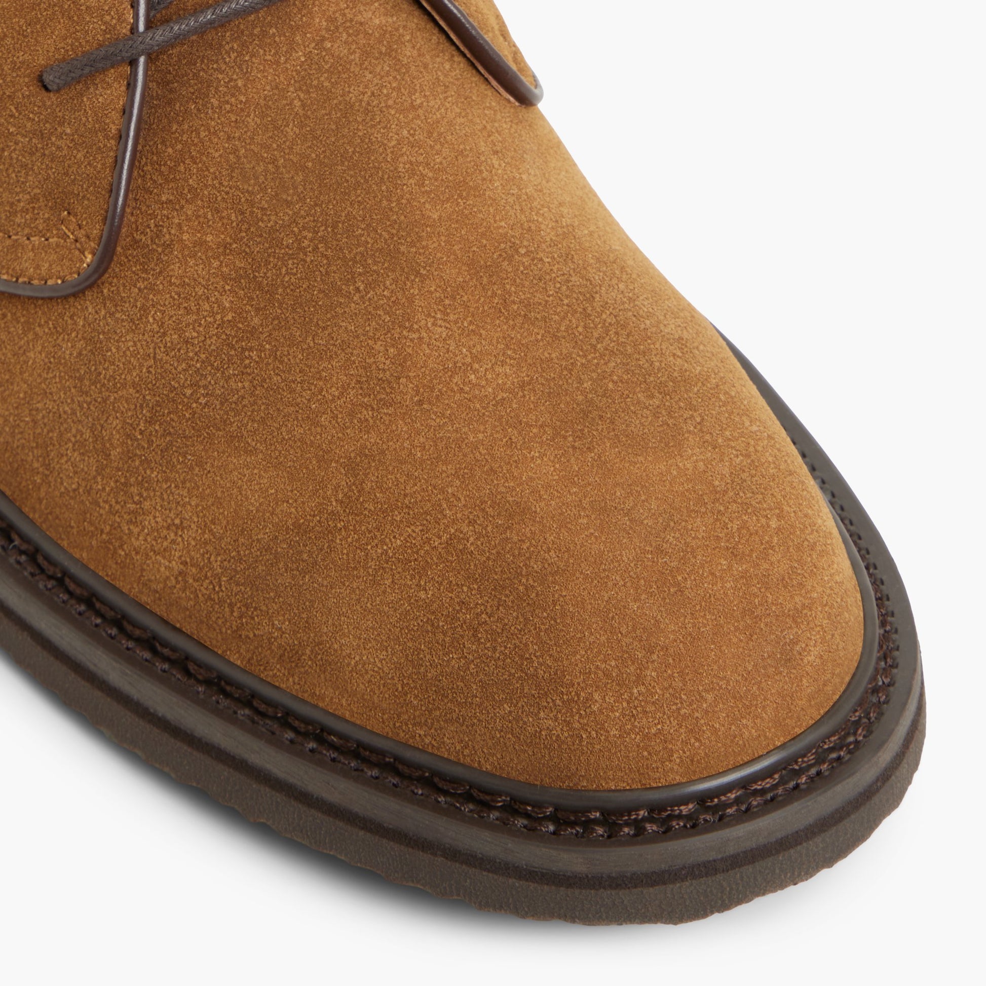 Test FR:Close-up of the Daim Tan Kanan Bottes chukka