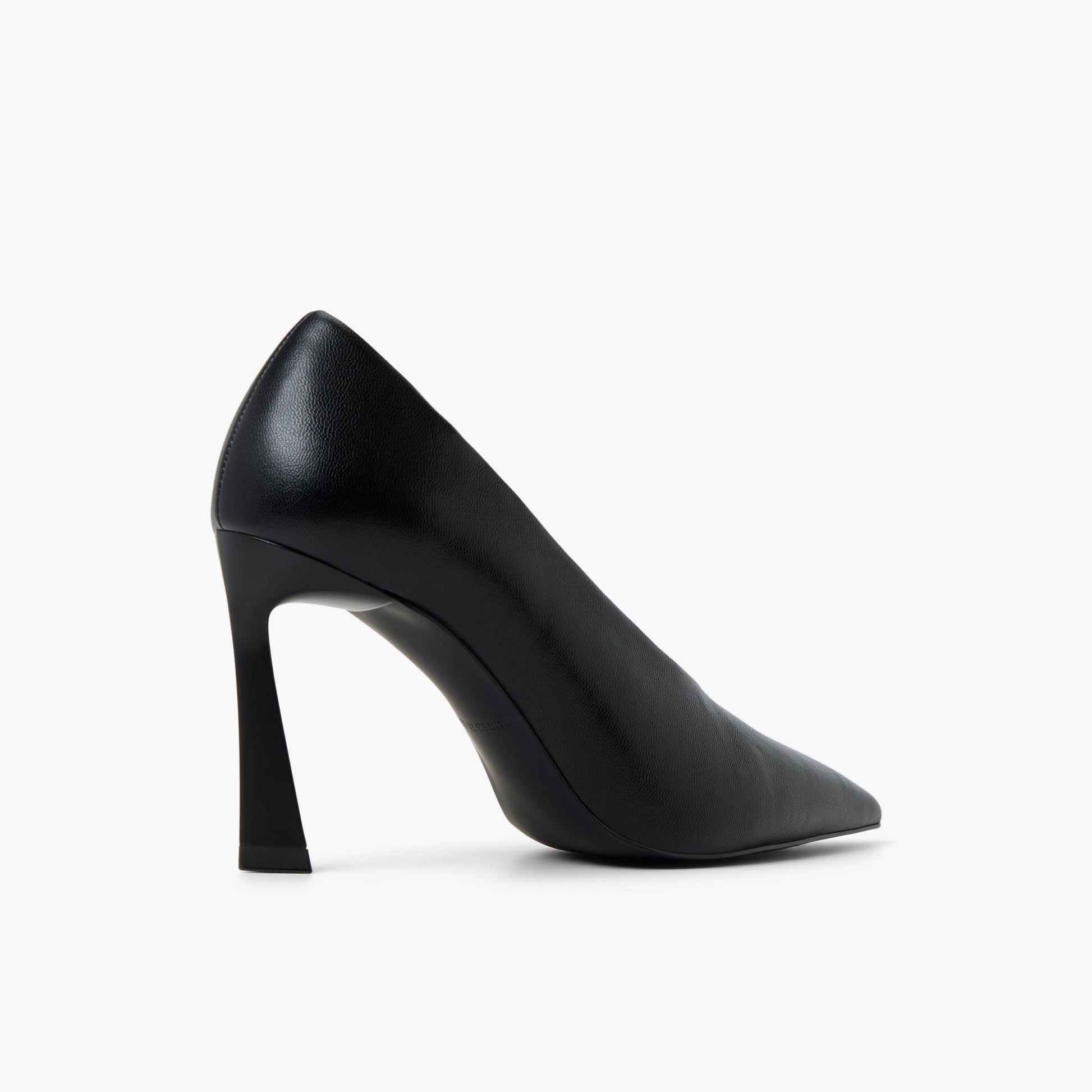 Three-quarter angle of Black Zeynaa High-Vamp Pumps's back side