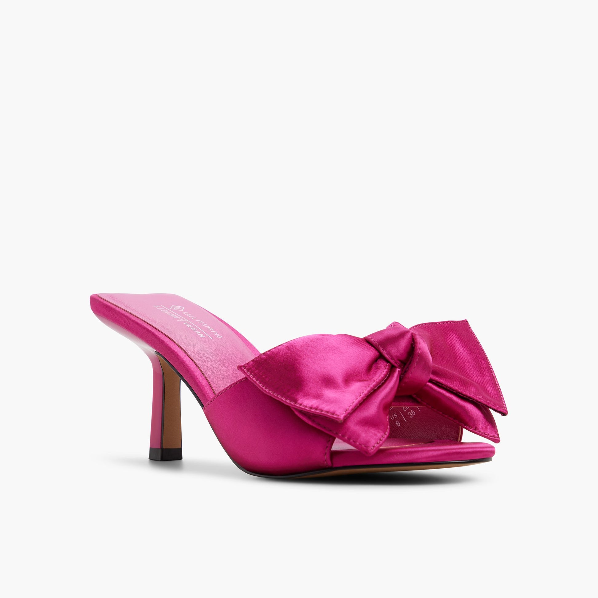 Three-quarter angle of Fuchsia Molliee 's front side