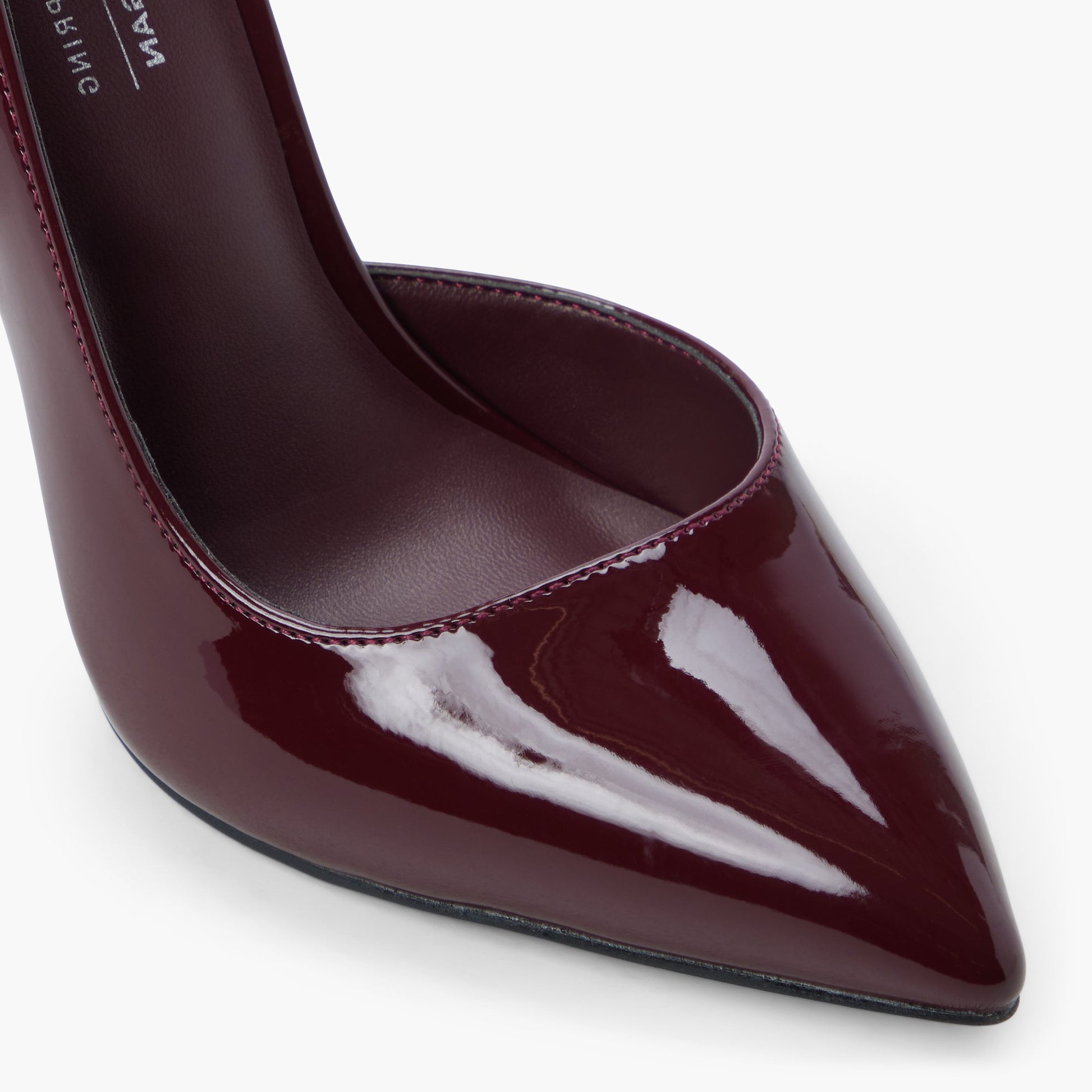 Close-up of the Bordo Mesmerize High heel pumps