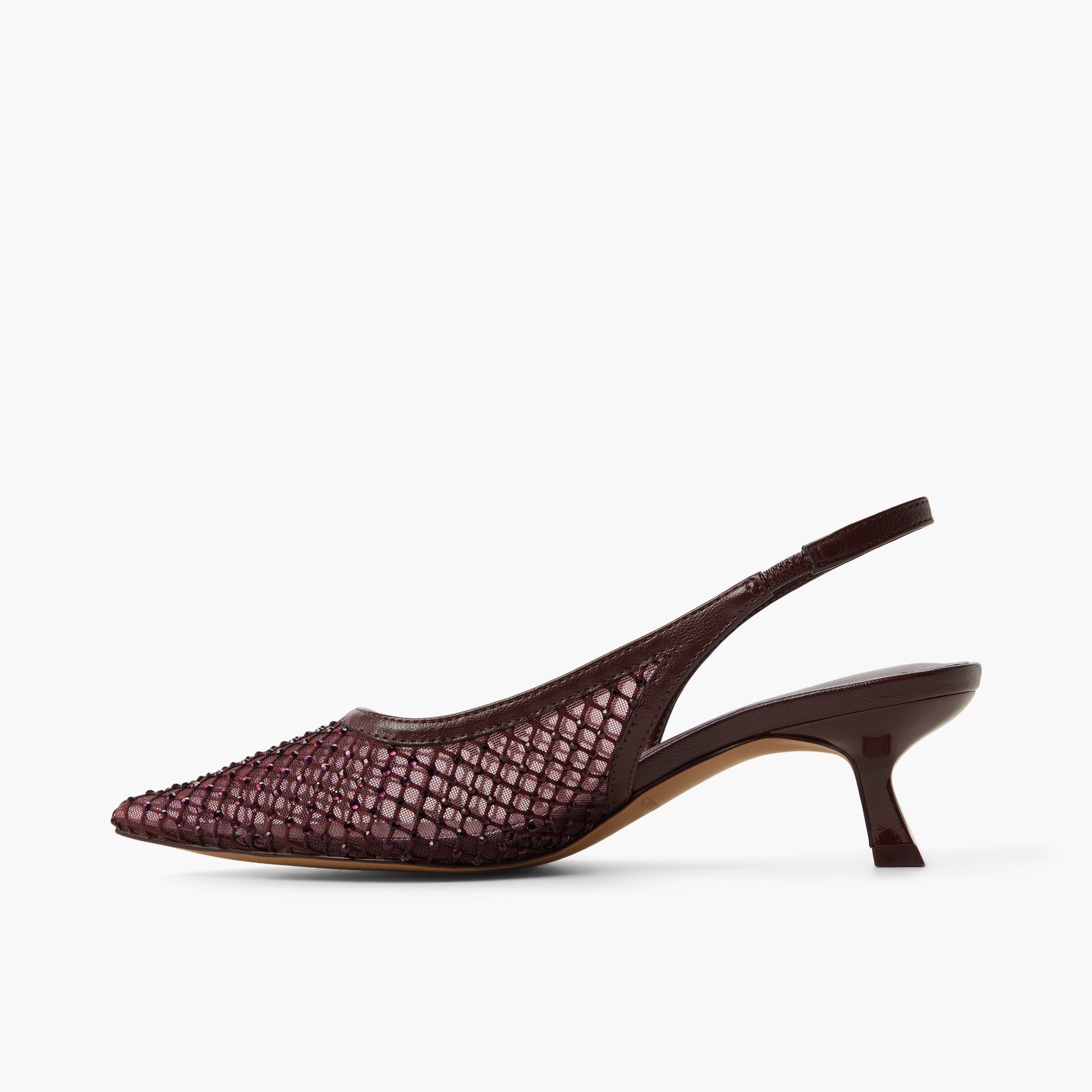 Side view of Bordo Dariahh