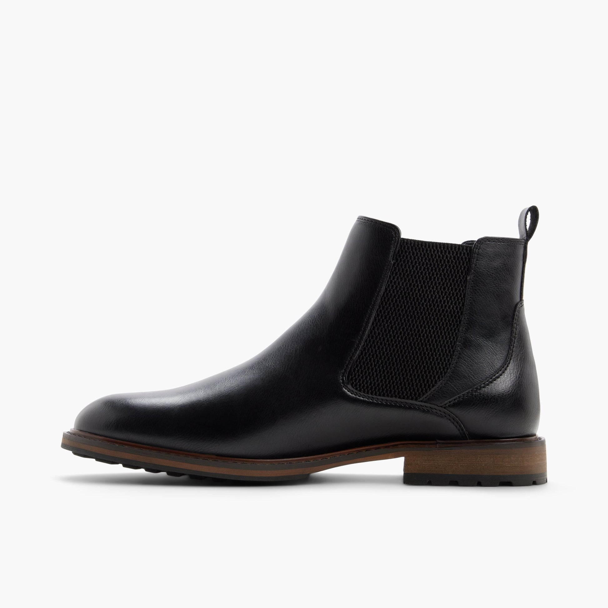 Side view of Black Ponderosa