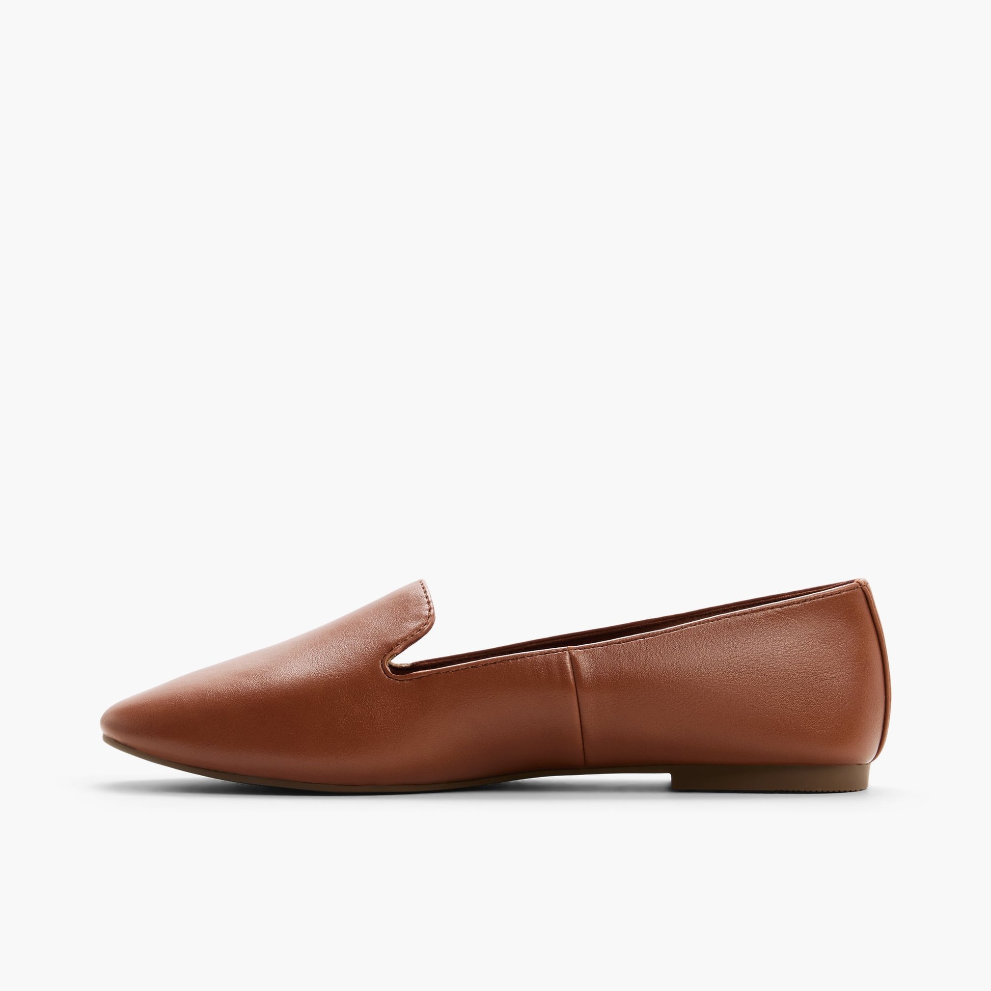 Test FR:Side view of Cognac Elva Flâneurs