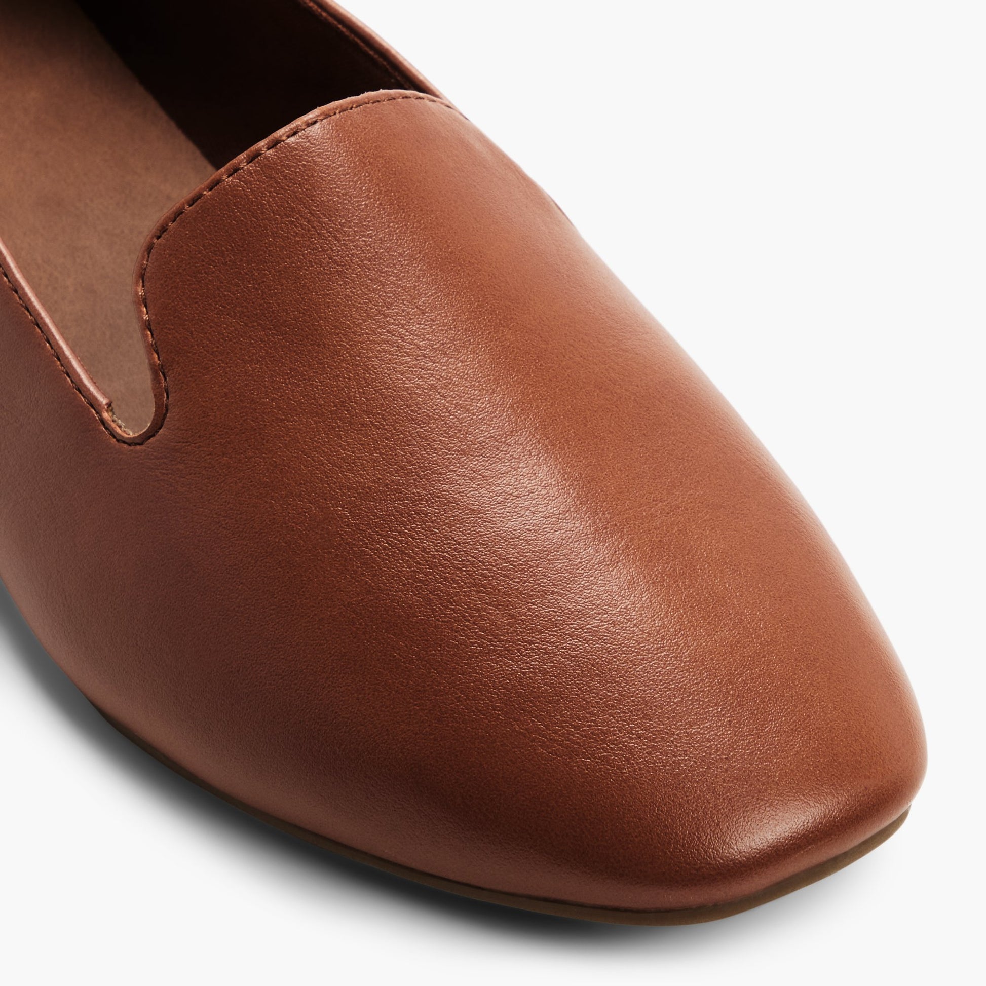 Test FR:Close-up of the Cognac Elva Flâneurs